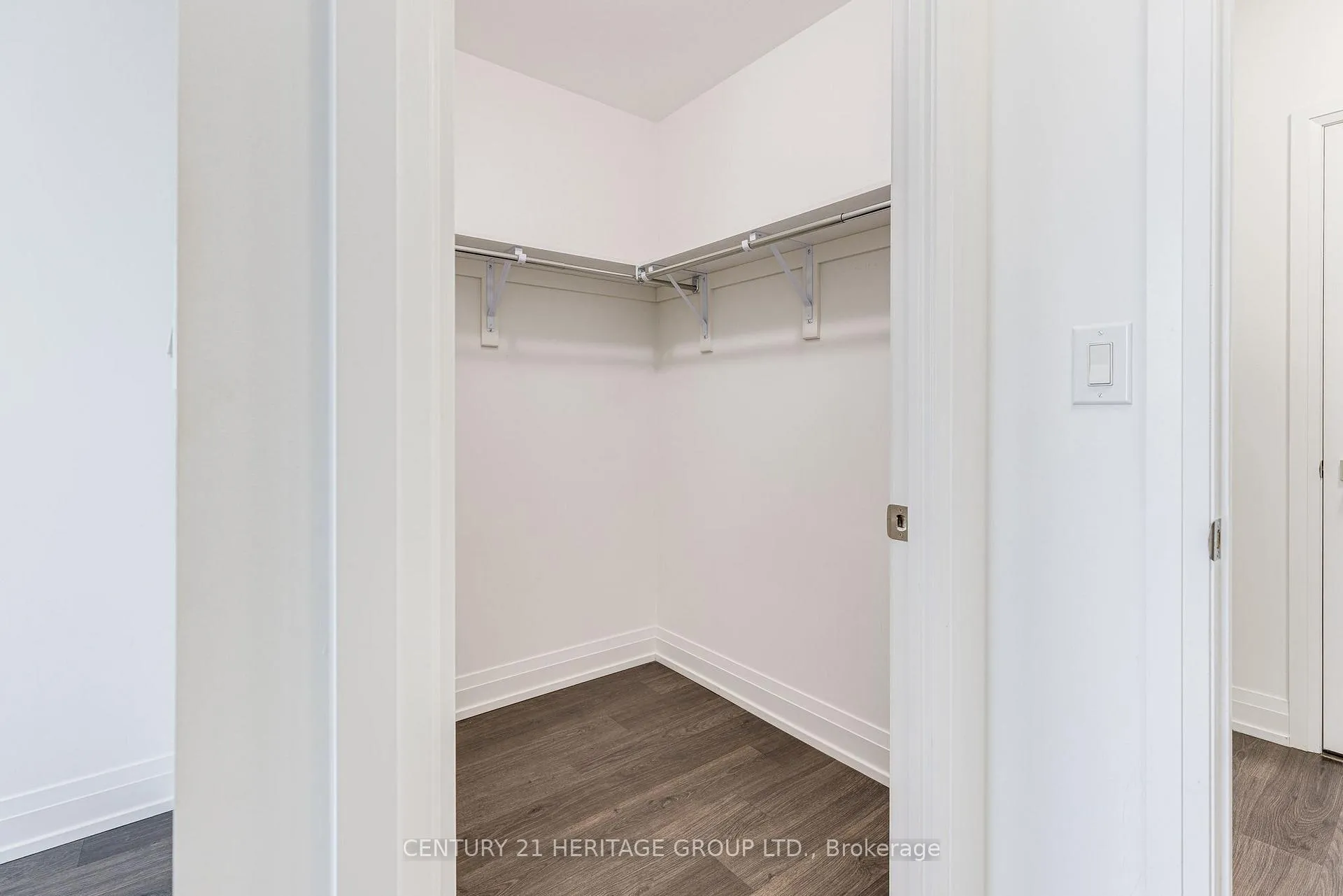 Photo 19 of Unit 710, 3600 Hwy 7, Vaughan, Vaughan Corporate Centre — HOMEH