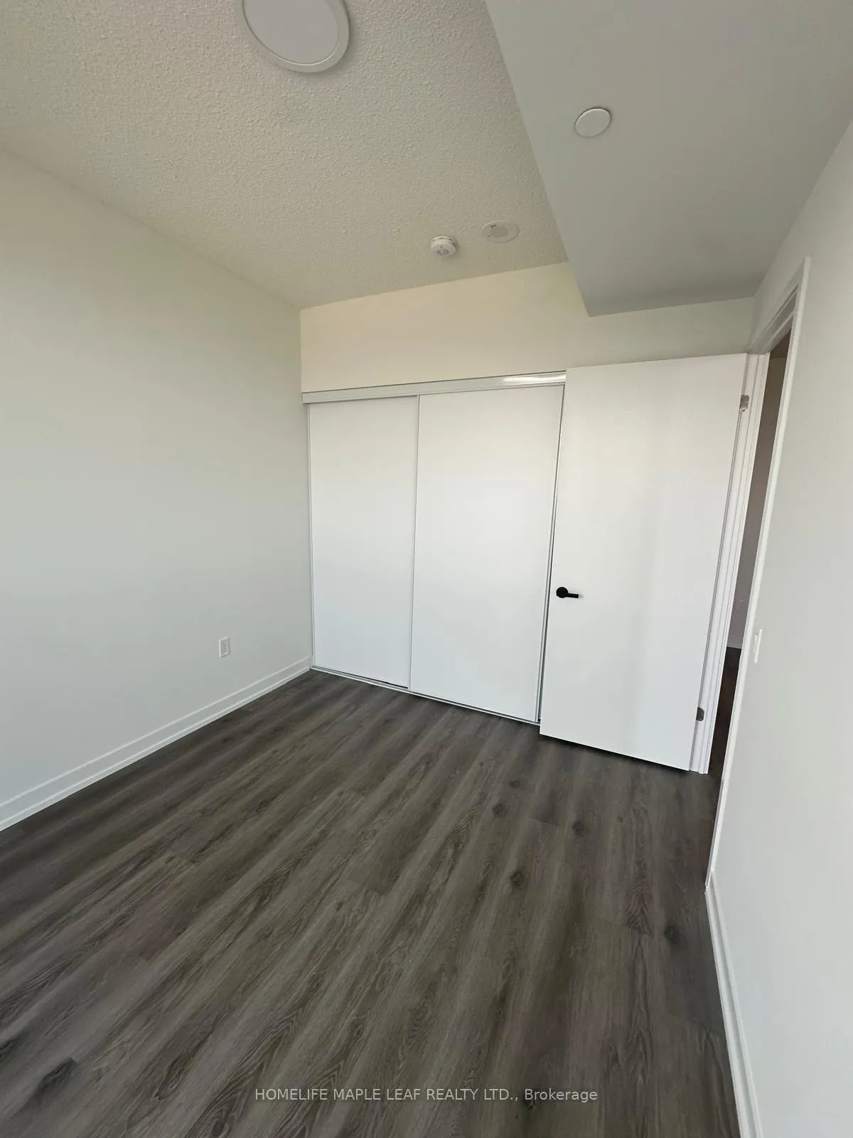 Photo 8 of Unit 5505, 225 Commerce Street, Vaughan, Vaughan Corporate Centre — HOMEH