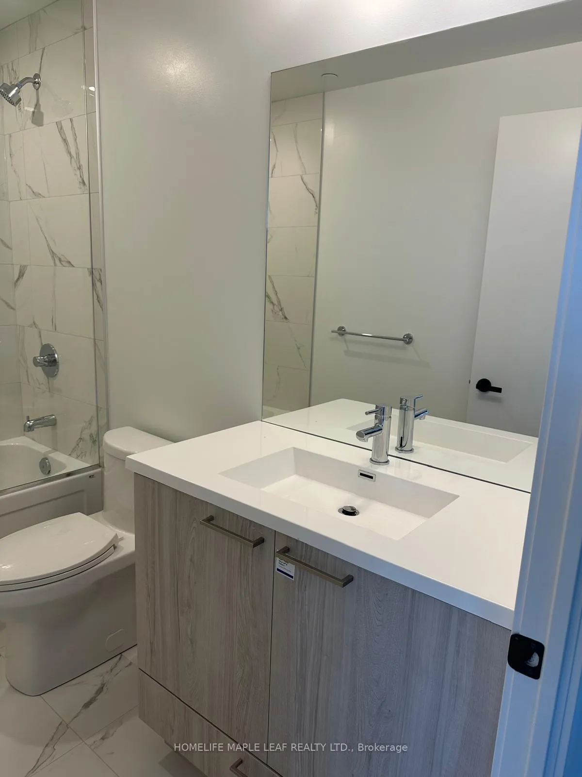 Photo 10 of Unit 5505, 225 Commerce Street, Vaughan, Vaughan Corporate Centre — HOMEH