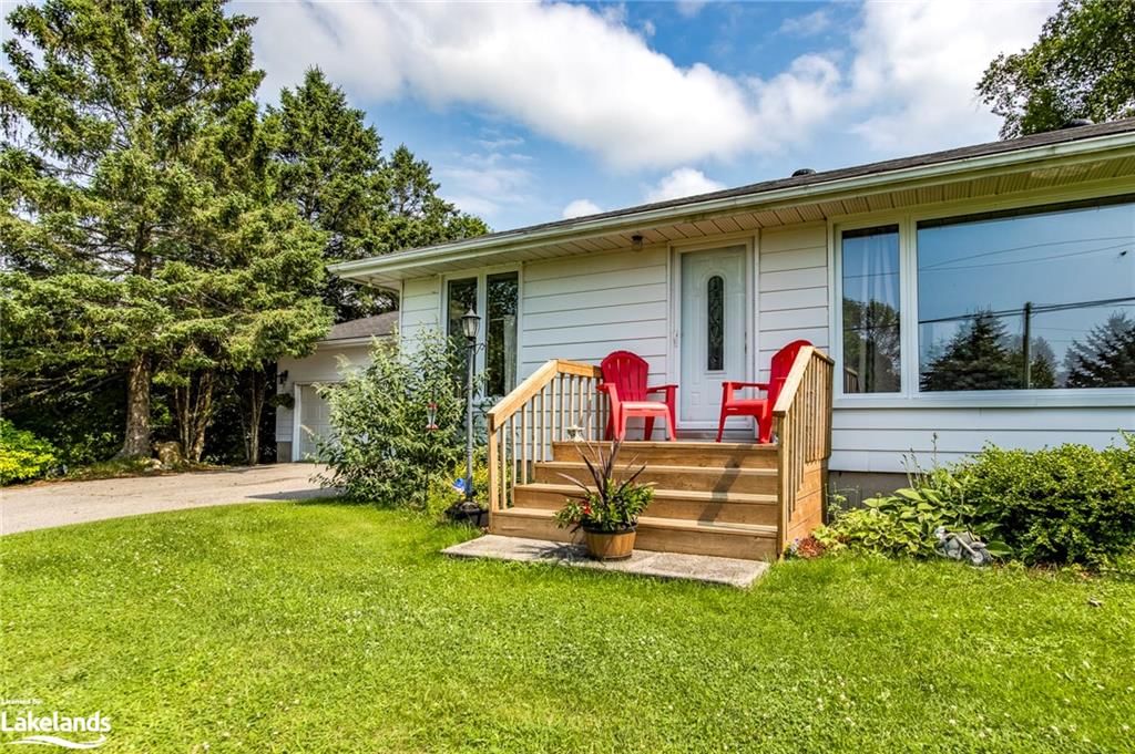 Photo 4 of 165 Lafontaine Road E, Tiny — HOMEH