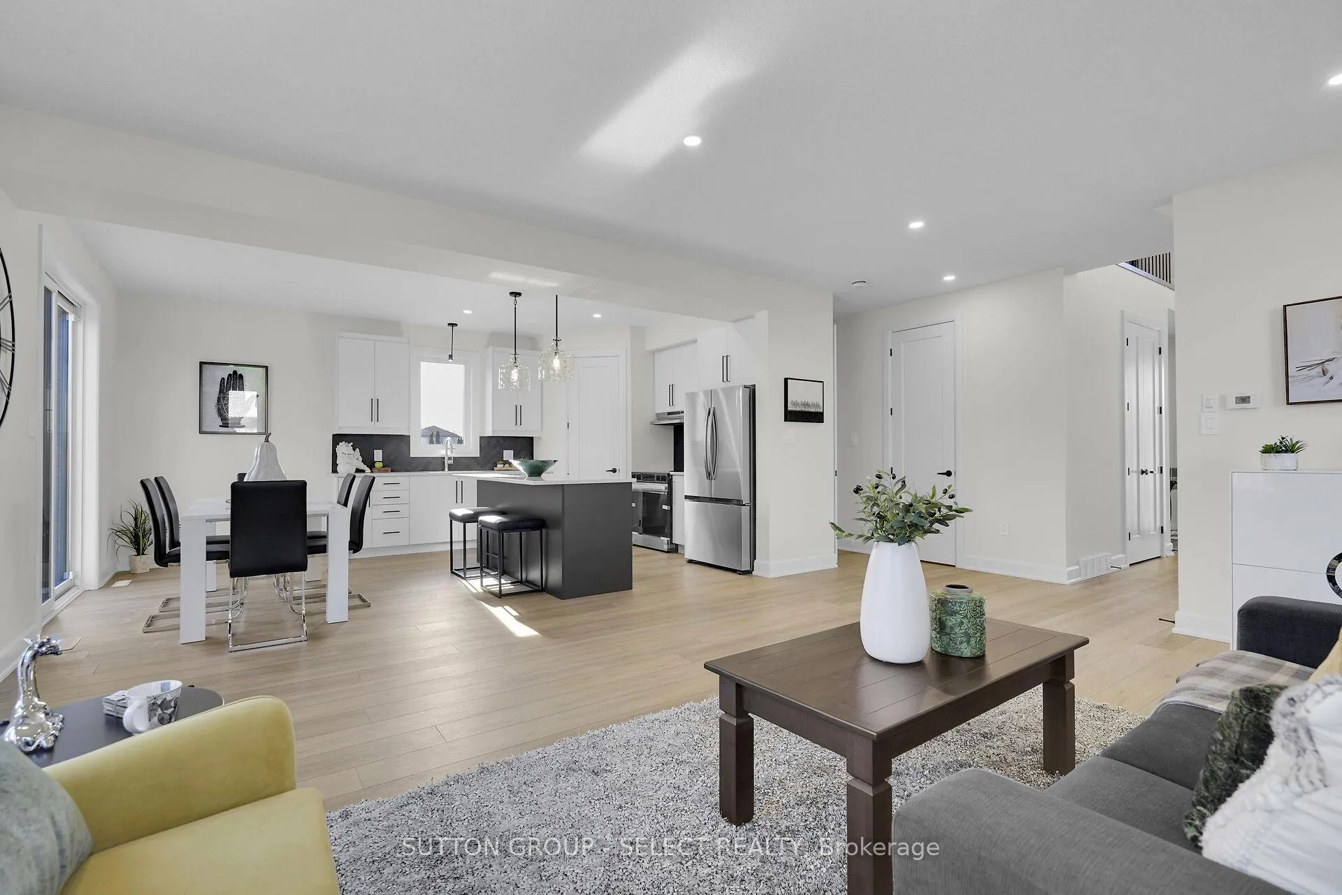 Photo 6 of 60 Bancroft Road, St. Thomas — HOMEH