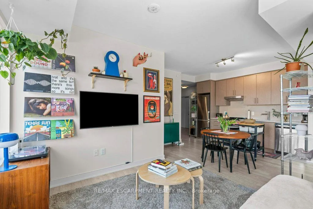 Photo 4 of Unit 415, 212 King William Street, Hamilton, Beasley — HOMEH