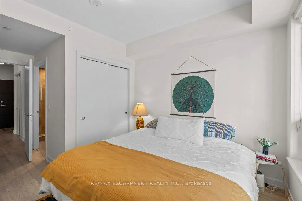 Photo 5 of Unit 415, 212 King William Street, Hamilton, Beasley — HOMEH