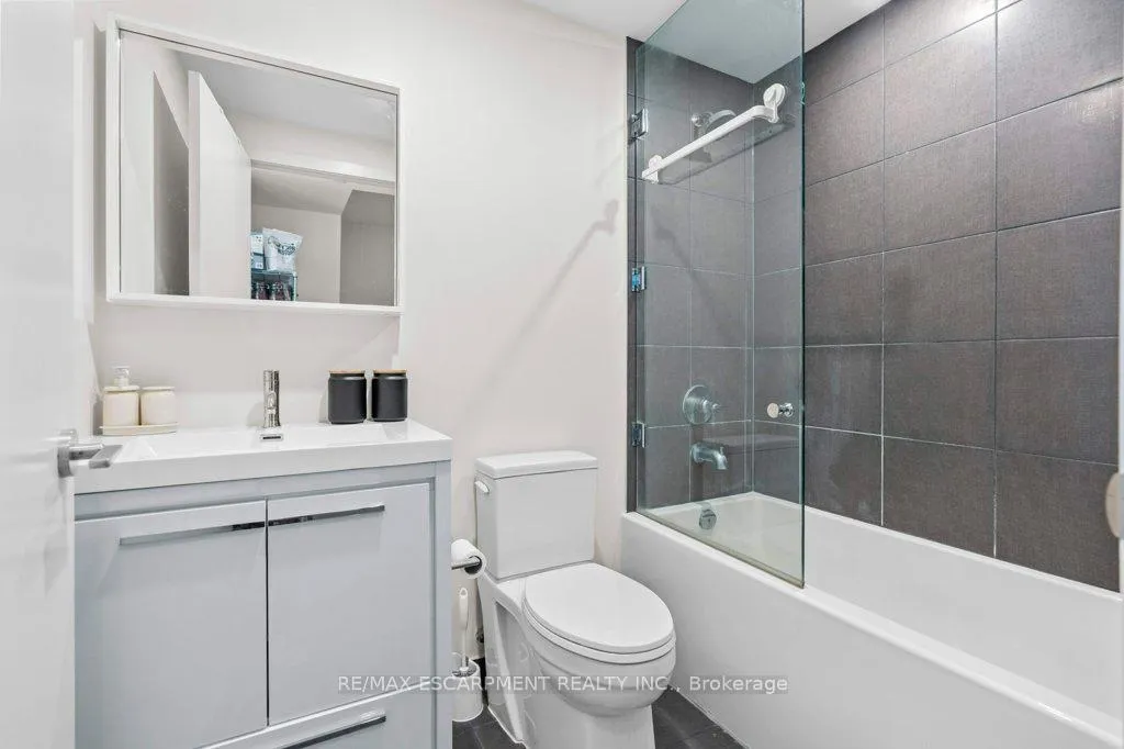 Photo 8 of Unit 415, 212 King William Street, Hamilton, Beasley — HOMEH