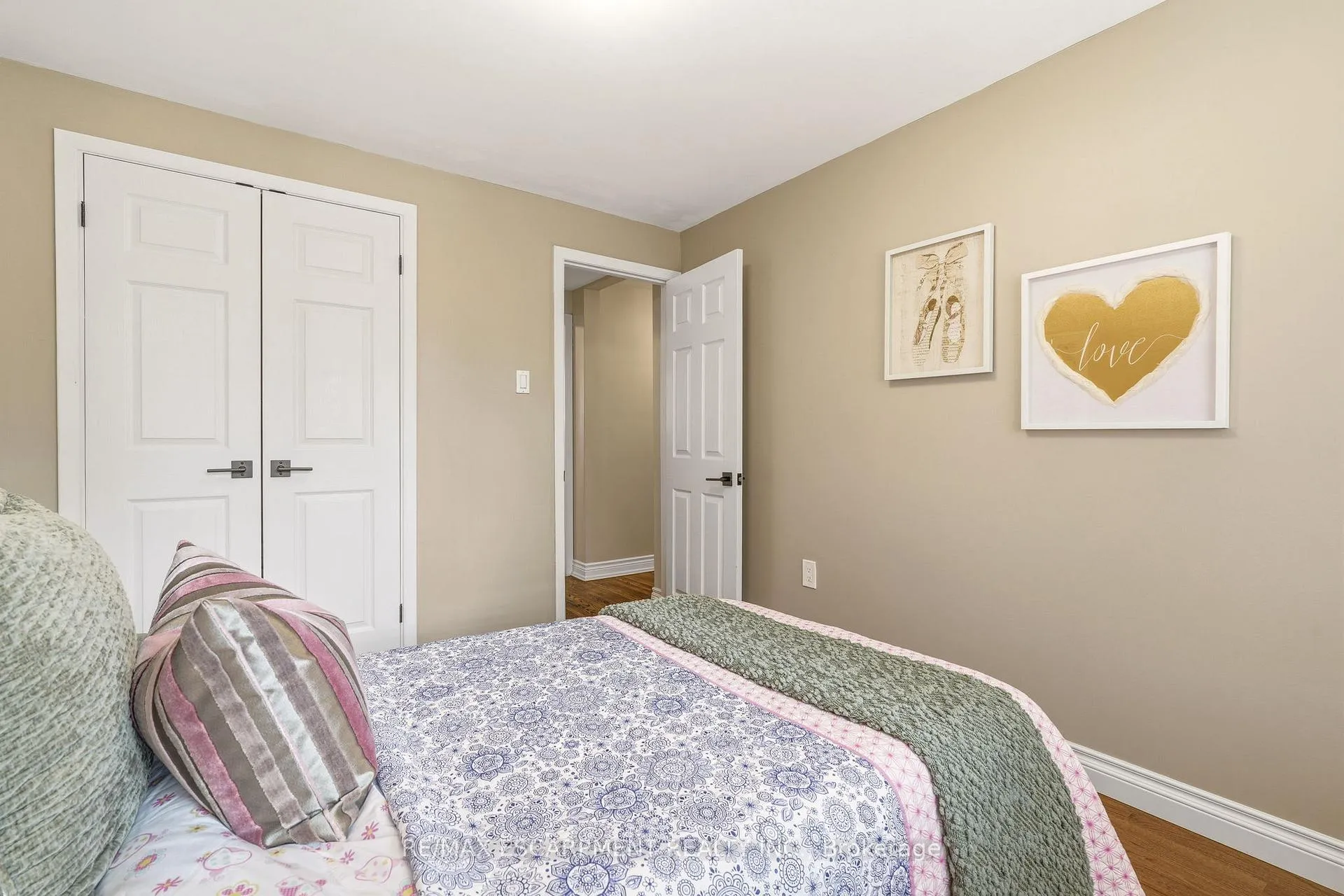 Photo 33 of 1189 Britannia Road, Burlington, Rural Burlington — HOMEH