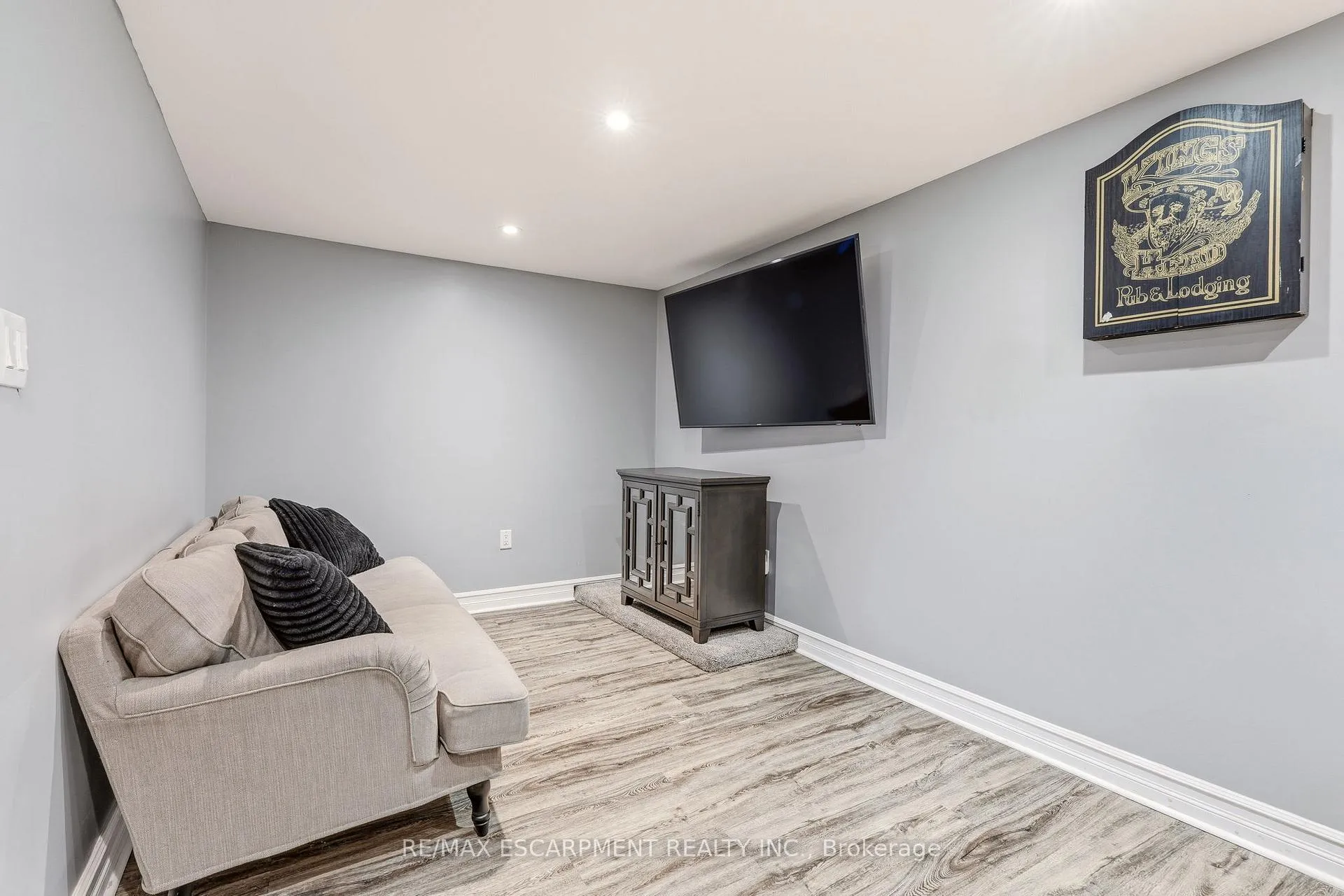 Photo 35 of 1189 Britannia Road, Burlington, Rural Burlington — HOMEH