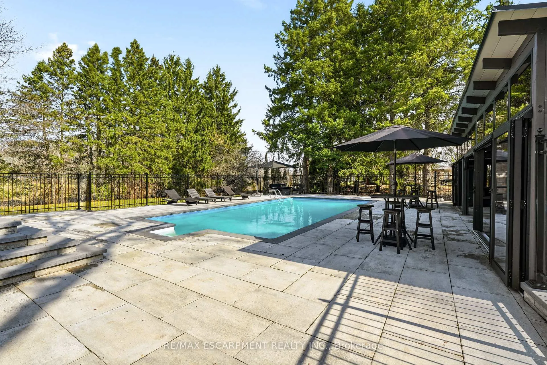 Photo 37 of 1189 Britannia Road, Burlington, Rural Burlington — HOMEH