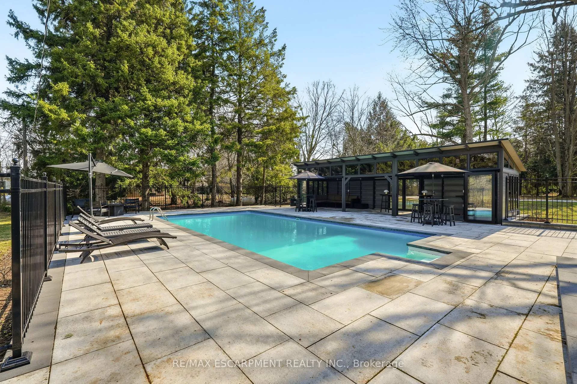 Photo 39 of 1189 Britannia Road, Burlington, Rural Burlington — HOMEH