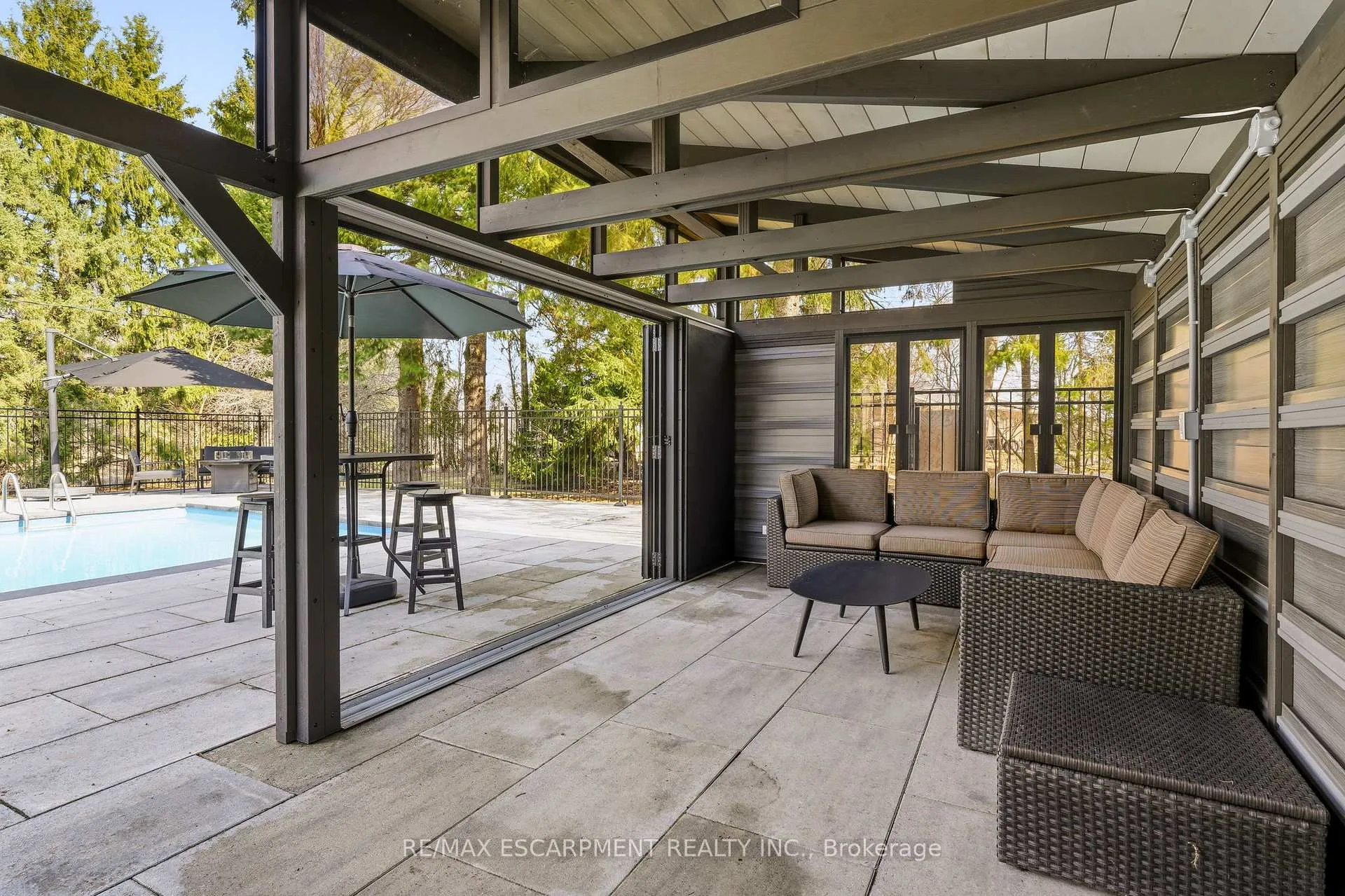 Photo 44 of 1189 Britannia Road, Burlington, Rural Burlington — HOMEH