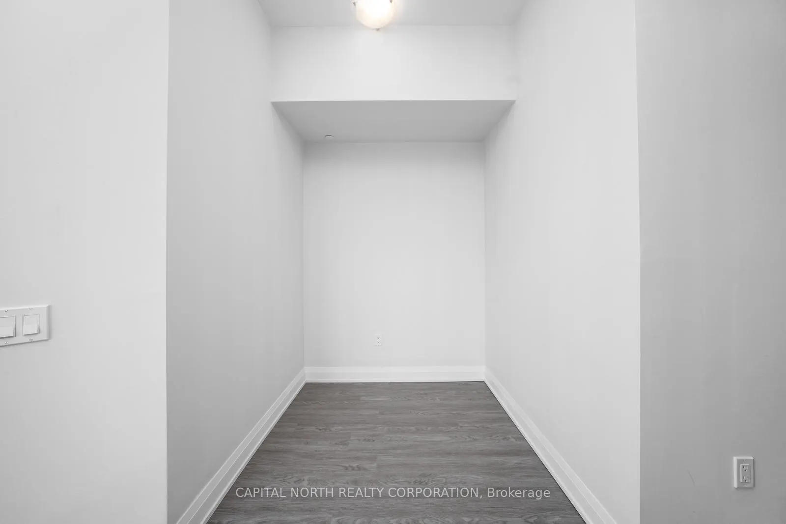 Photo 8 of Unit 311, 4800 Highway 7, Vaughan, East Woodbridge — HOMEH