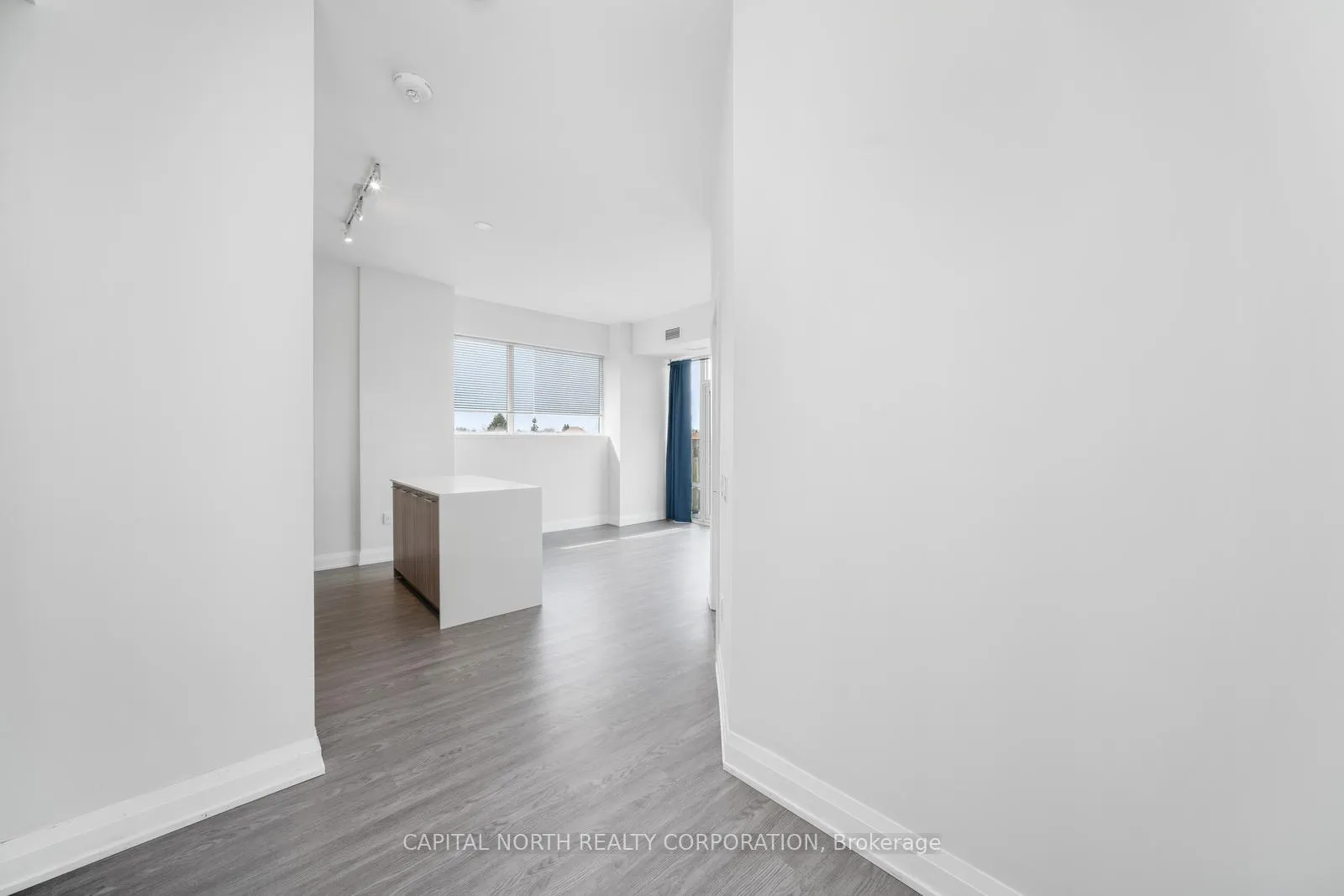 Photo 9 of Unit 311, 4800 Highway 7, Vaughan, East Woodbridge — HOMEH