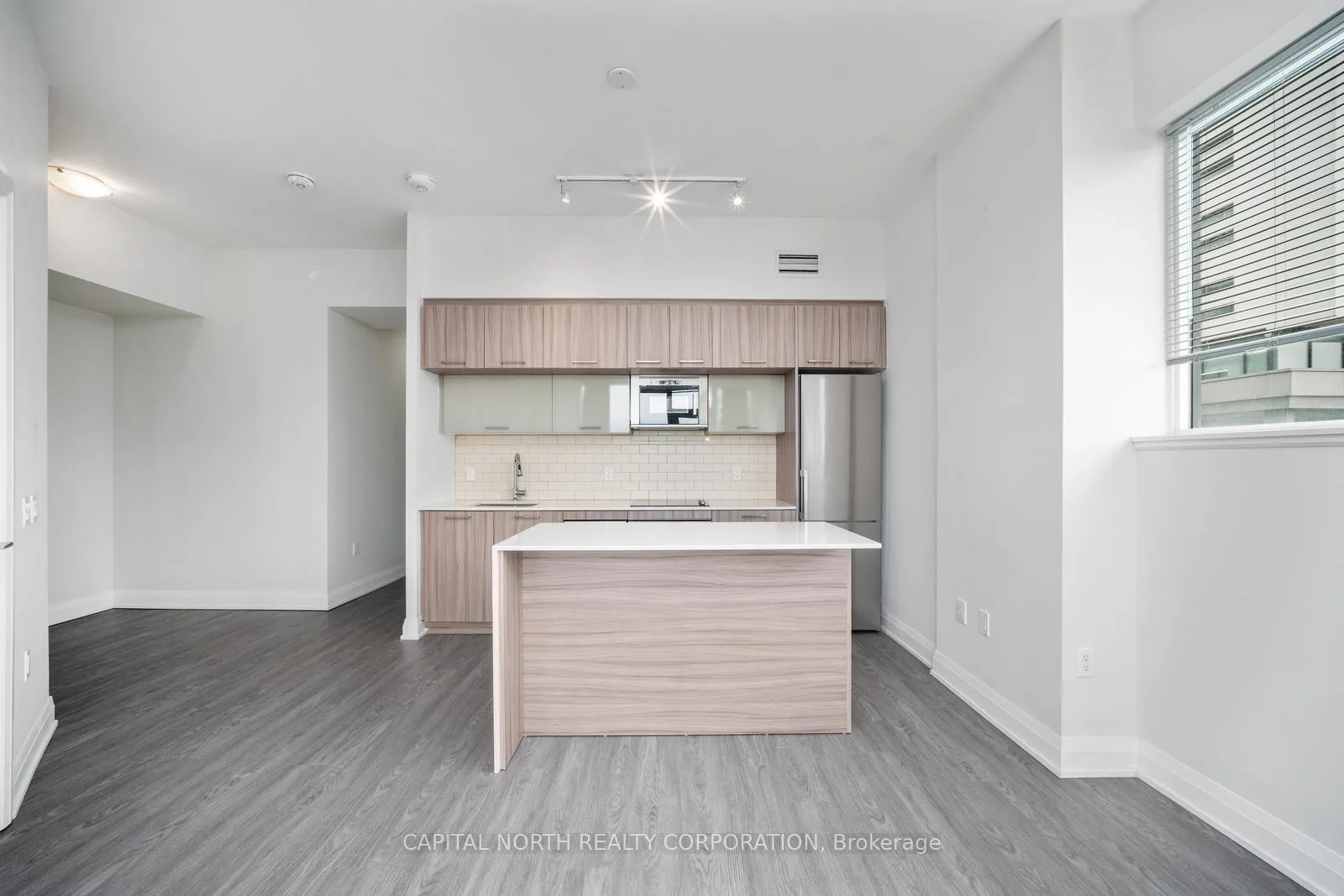 Photo 11 of Unit 311, 4800 Highway 7, Vaughan, East Woodbridge — HOMEH