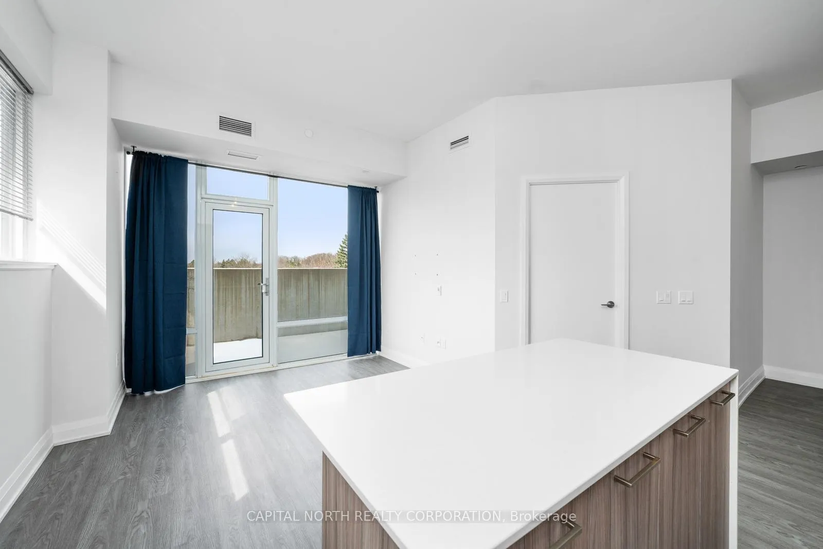 Photo 16 of Unit 311, 4800 Highway 7, Vaughan, East Woodbridge — HOMEH