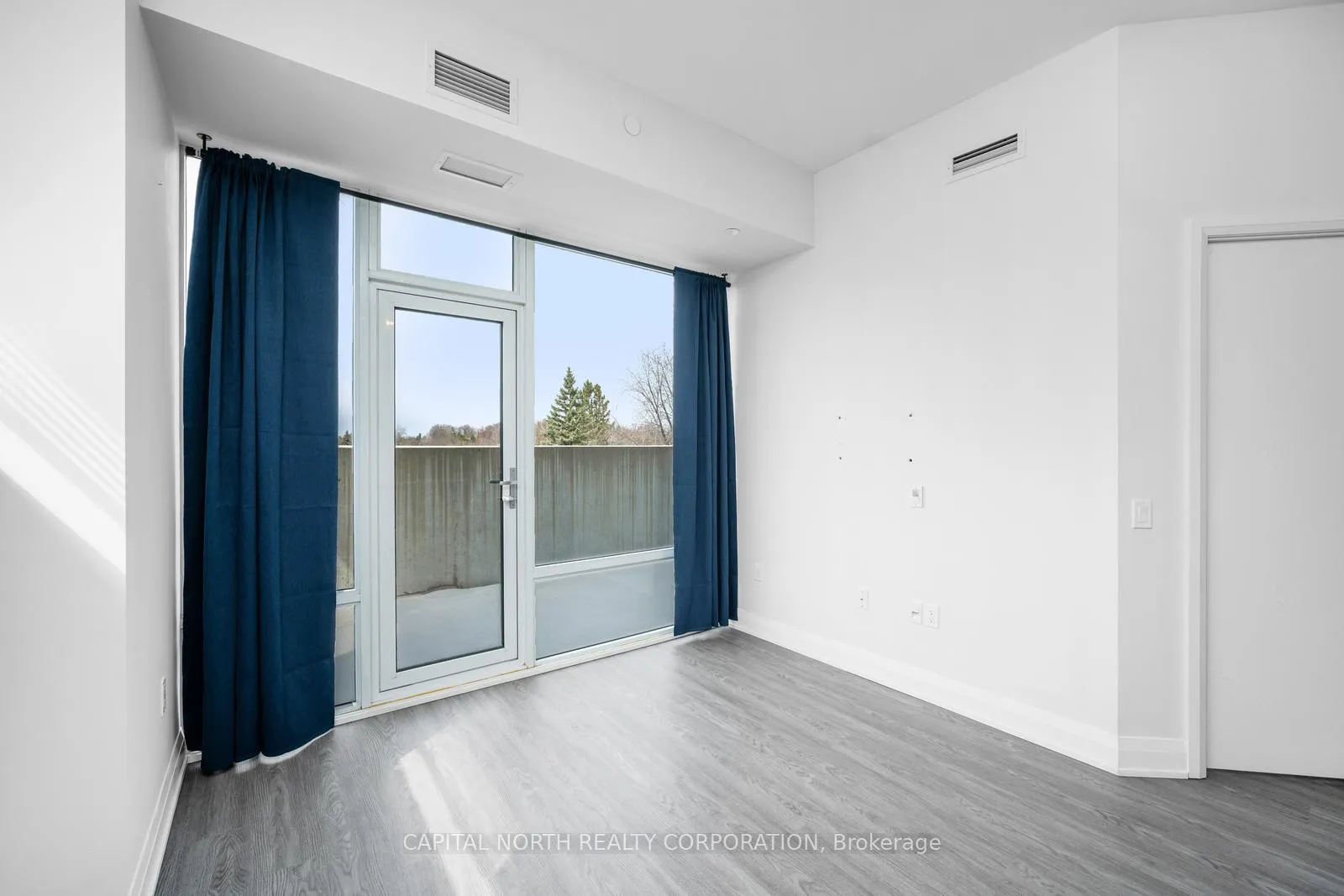 Photo 17 of Unit 311, 4800 Highway 7, Vaughan, East Woodbridge — HOMEH