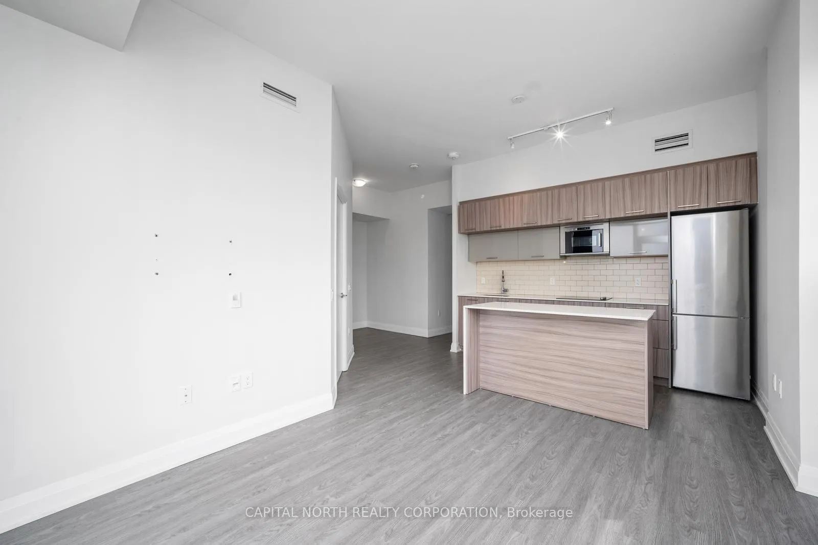Photo 19 of Unit 311, 4800 Highway 7, Vaughan, East Woodbridge — HOMEH