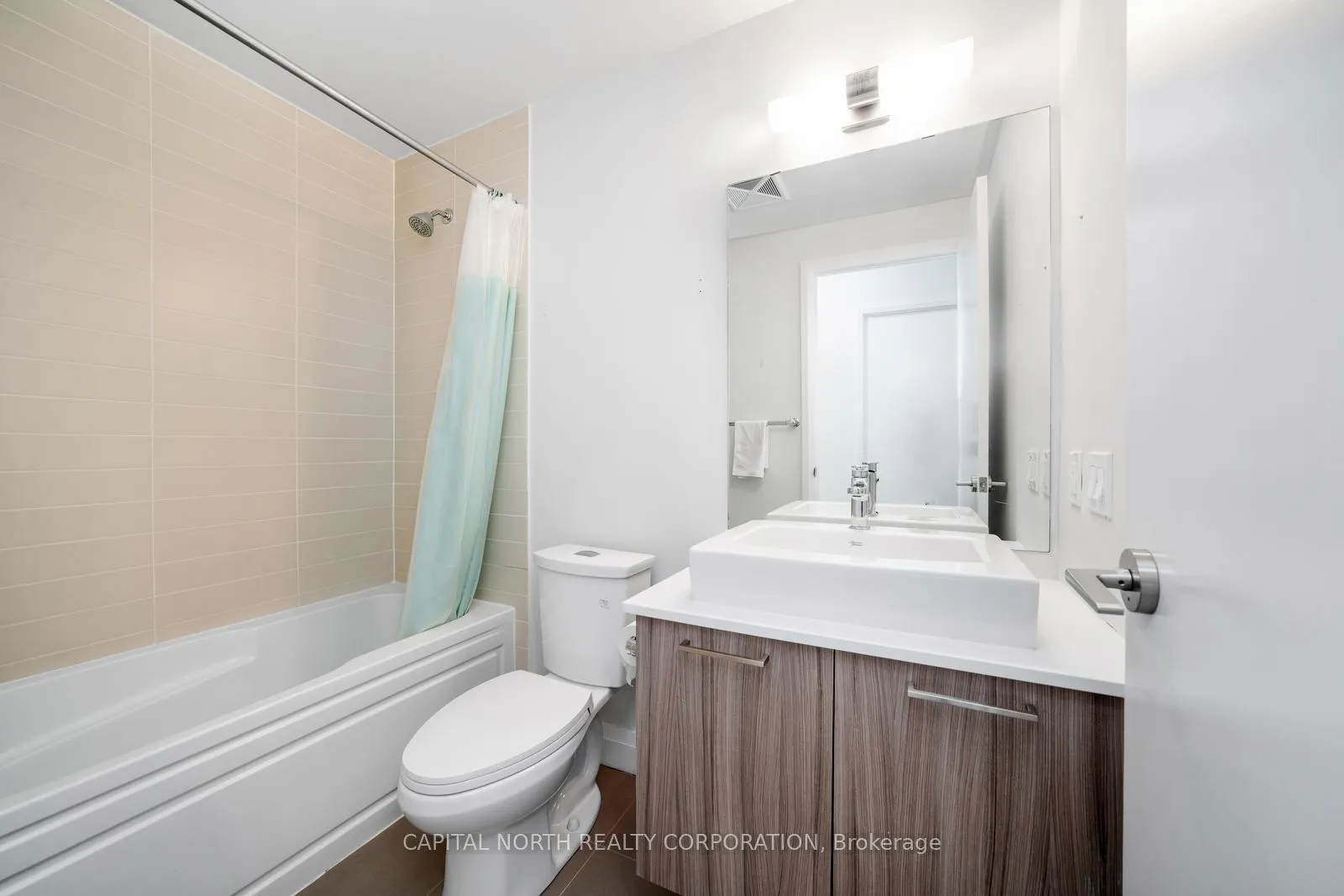 Photo 25 of Unit 311, 4800 Highway 7, Vaughan, East Woodbridge — HOMEH