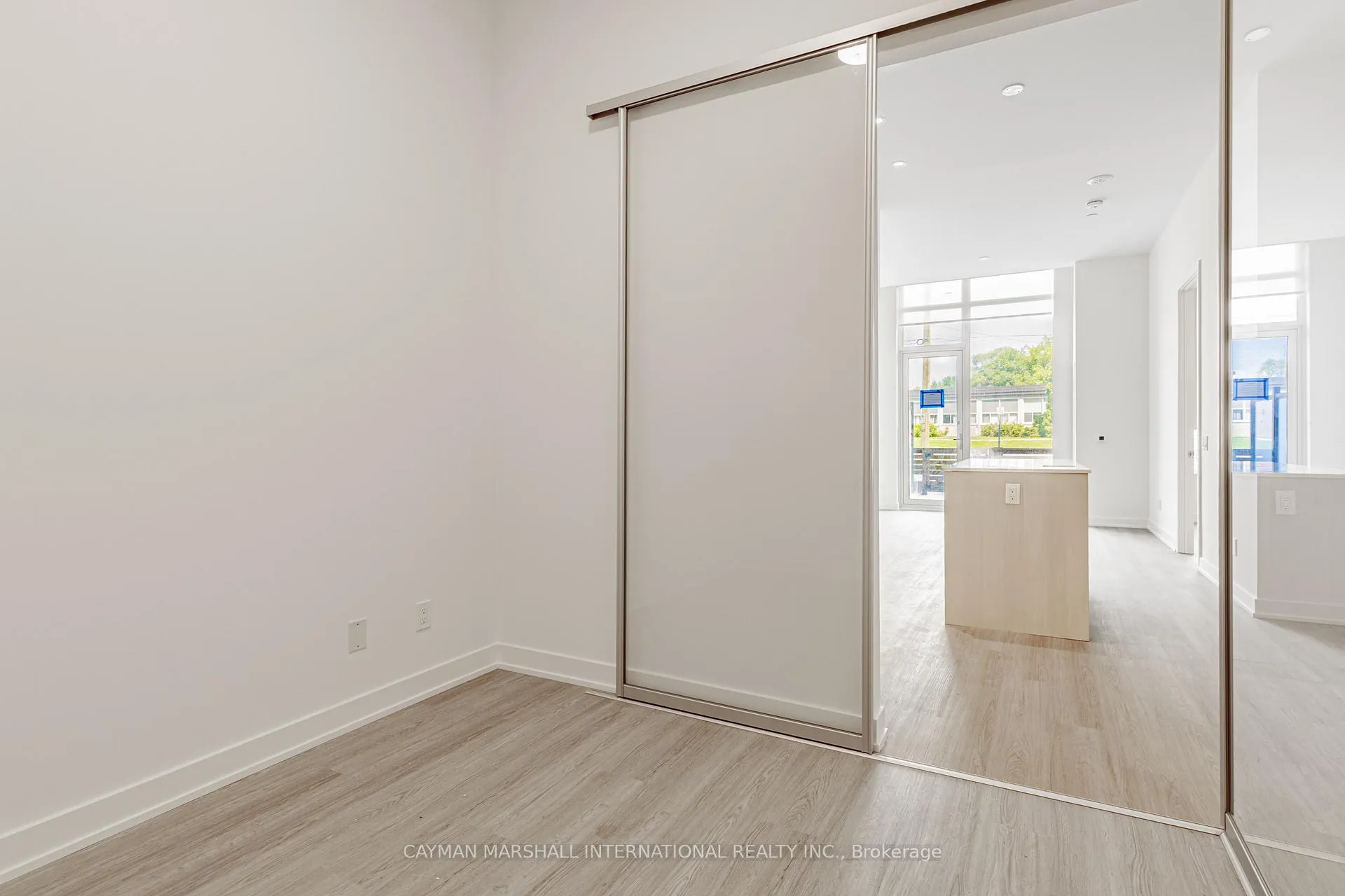 Photo 12 of Unit 103, 8188 Yonge Street, Vaughan, Uplands — HOMEH