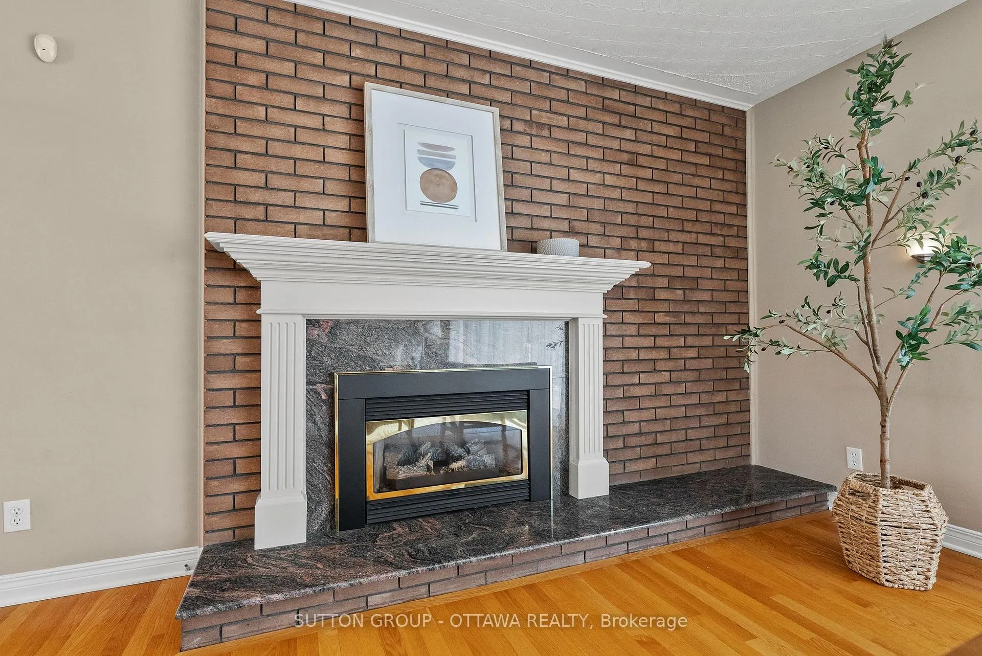 Photo 16 of 9 Aberfeldy Street, Ottawa, Arbeatha Park — HOMEH