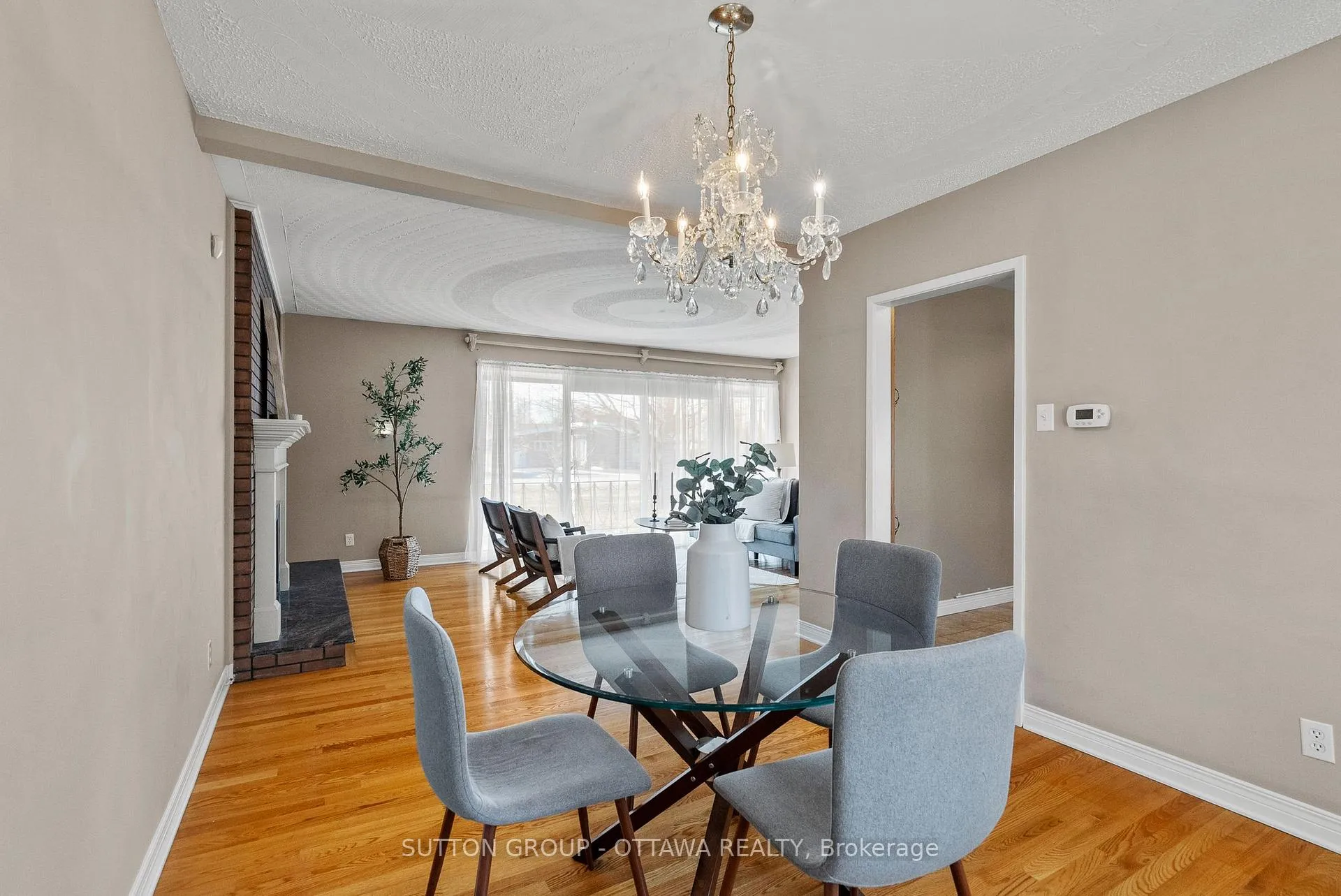 Photo 18 of 9 Aberfeldy Street, Ottawa, Arbeatha Park — HOMEH