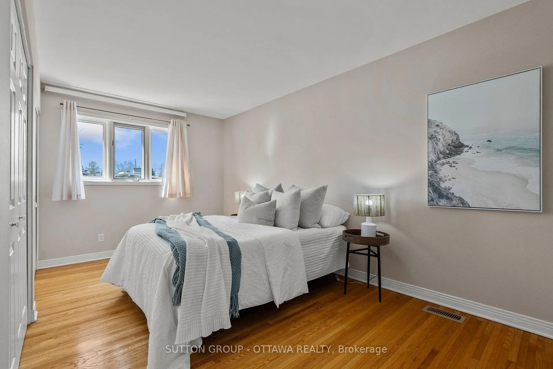 Photo 23 of 9 Aberfeldy Street, Ottawa, Arbeatha Park — HOMEH