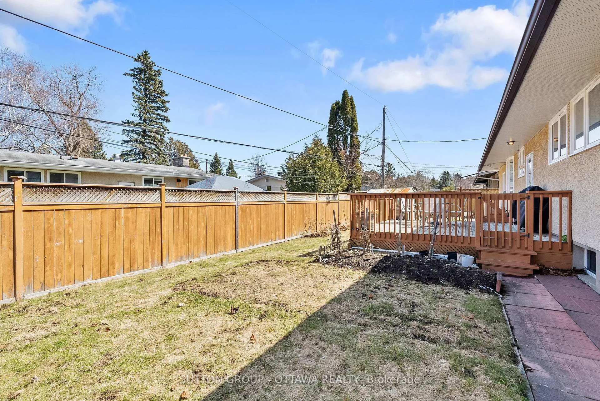 Photo 45 of 9 Aberfeldy Street, Ottawa, Arbeatha Park — HOMEH