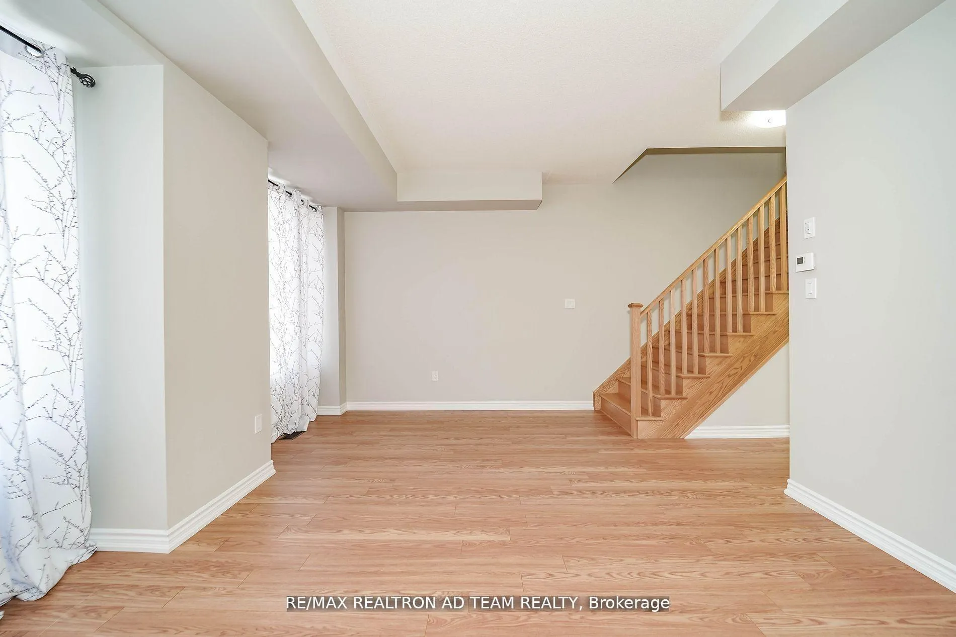 Photo 8 of 13 Hallmark Way, Whitby, Lynde Creek — HOMEH