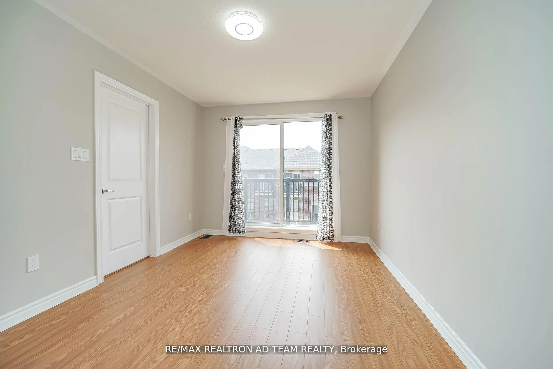 Photo 12 of 13 Hallmark Way, Whitby, Lynde Creek — HOMEH