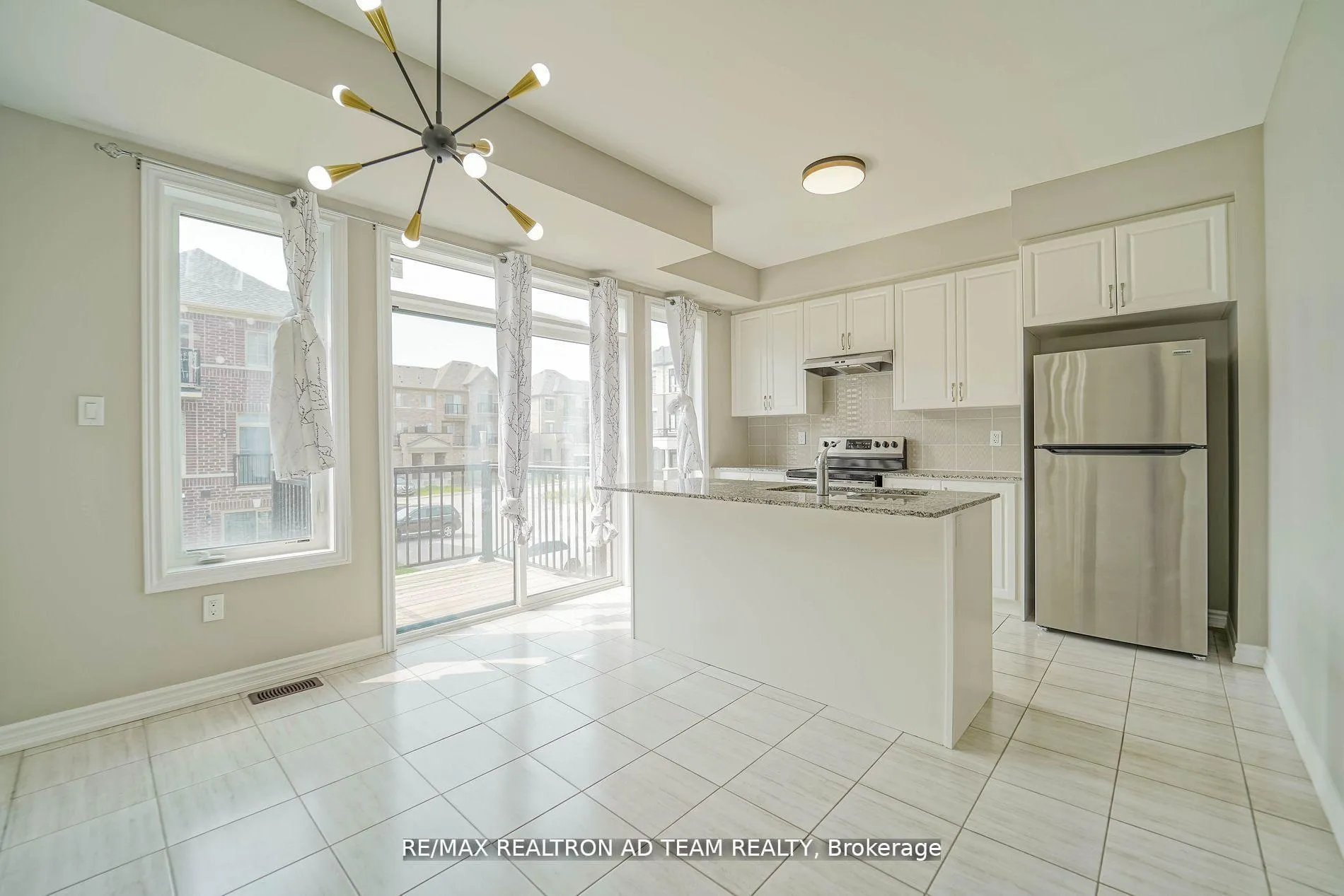 Photo 14 of 13 Hallmark Way, Whitby, Lynde Creek — HOMEH