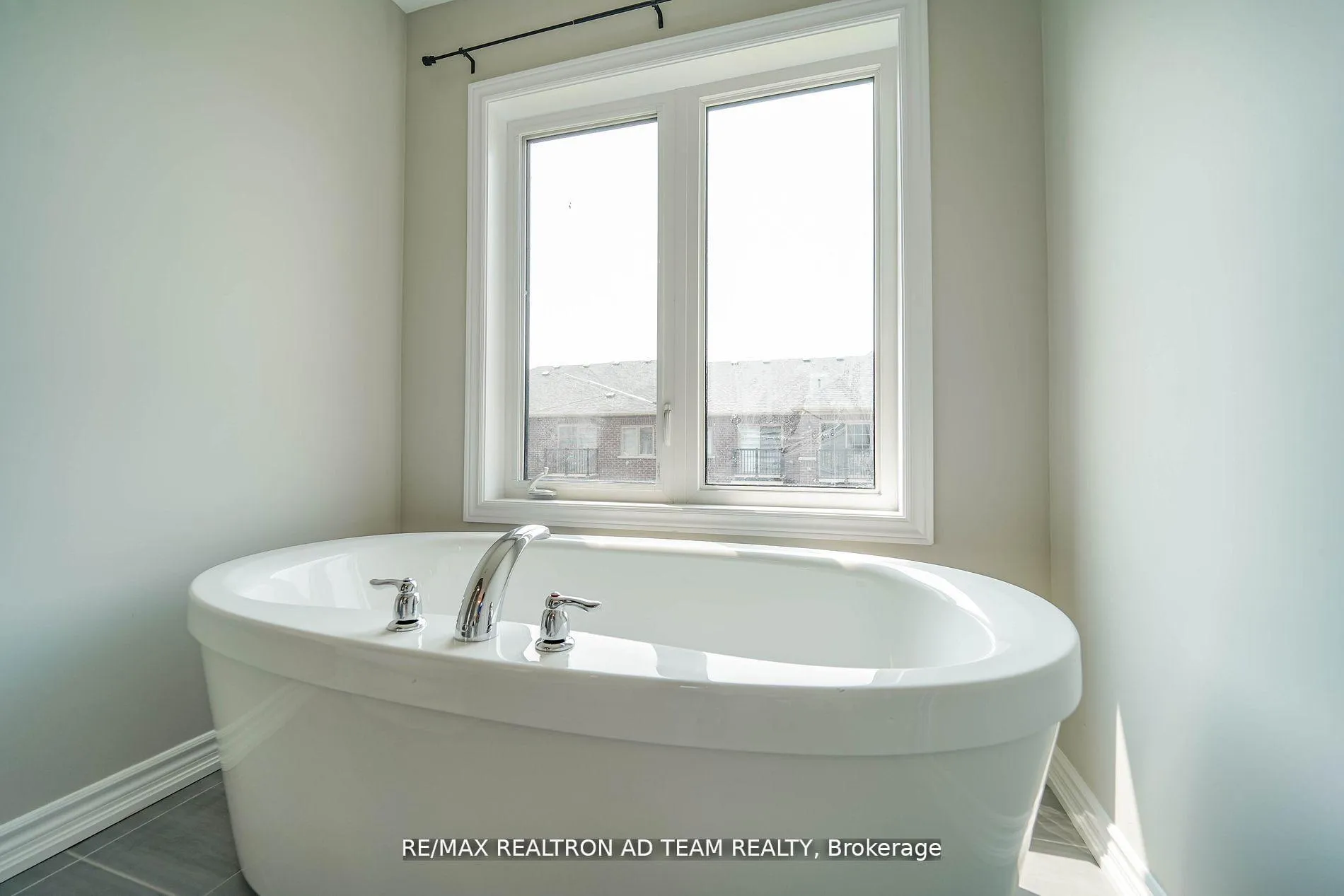 Photo 21 of 13 Hallmark Way, Whitby, Lynde Creek — HOMEH