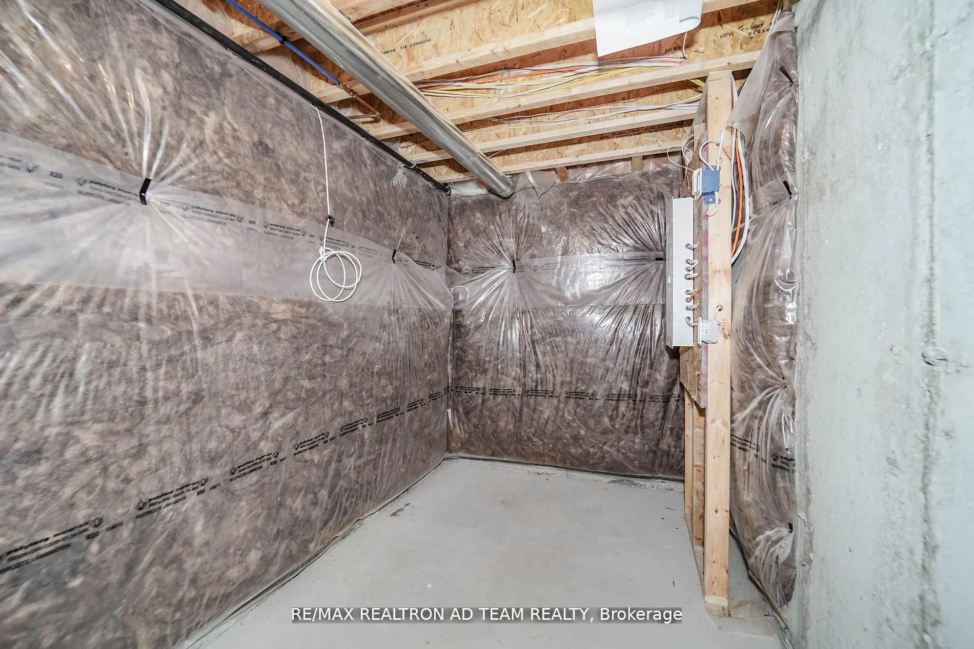 Photo 32 of 13 Hallmark Way, Whitby, Lynde Creek — HOMEH