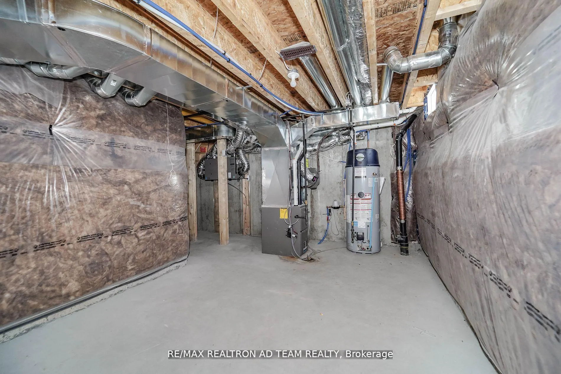 Photo 33 of 13 Hallmark Way, Whitby, Lynde Creek — HOMEH