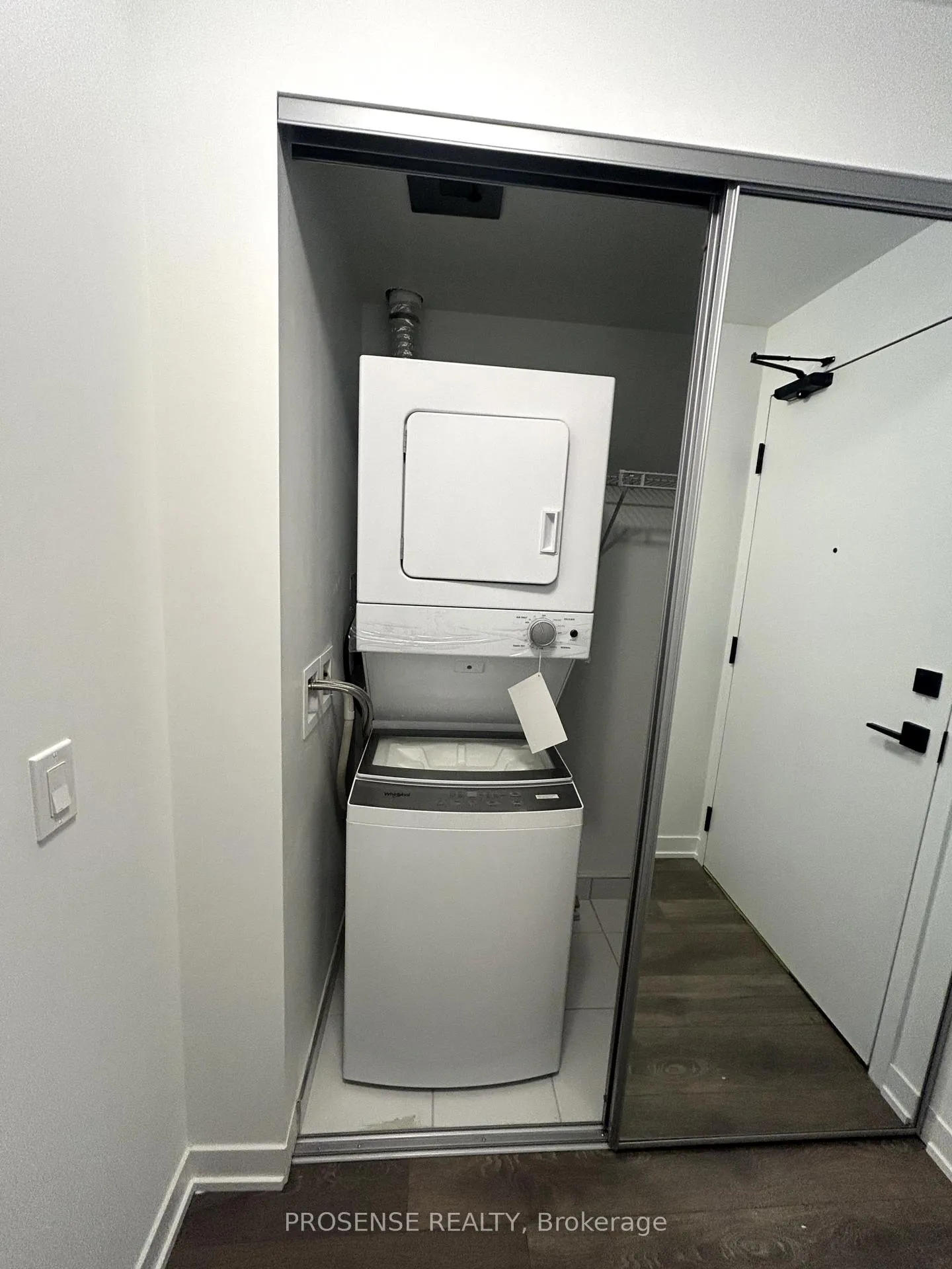 Photo 4 of Unit 2313, 10 Abeja Street, Vaughan, Concord — HOMEH