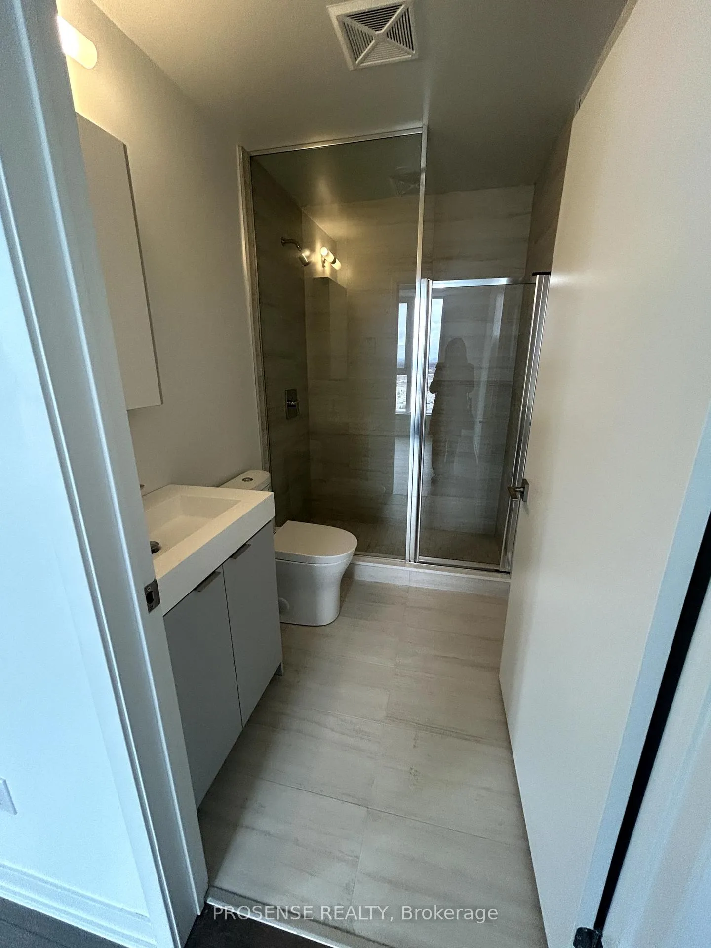 Photo 9 of Unit 2313, 10 Abeja Street, Vaughan, Concord — HOMEH