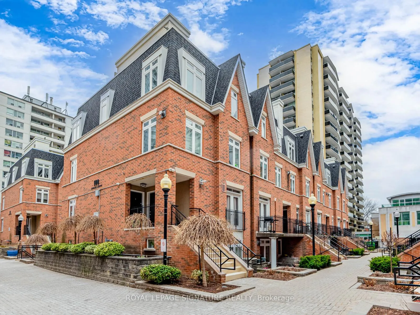 Front of Unit 23, 100 Redpath Avenue