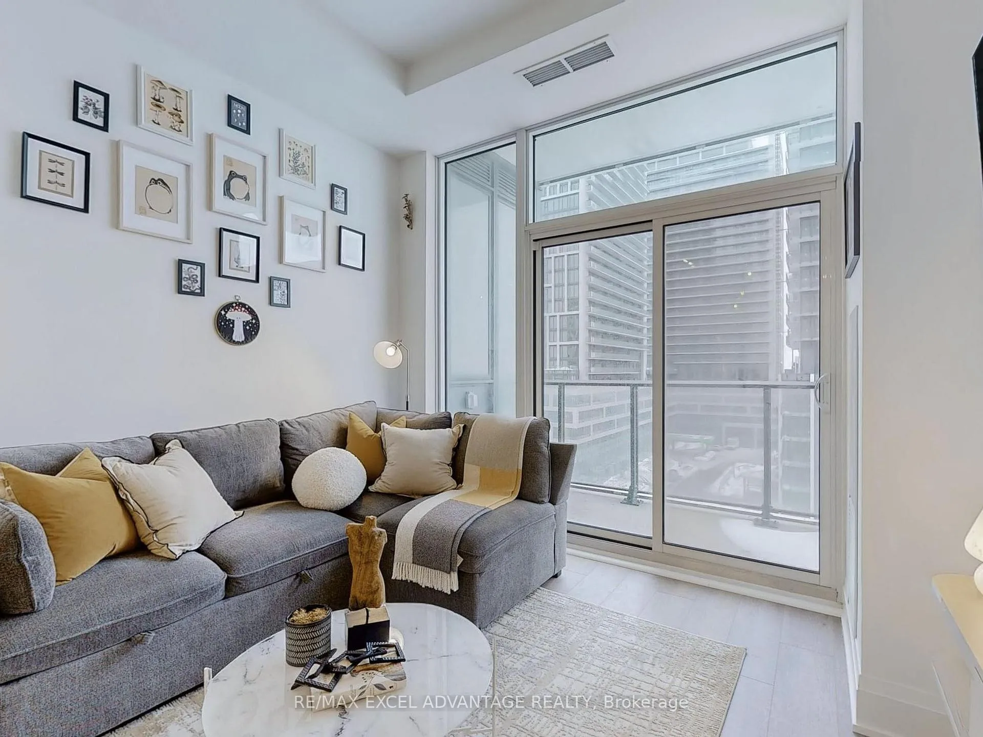 Photo 6 of Unit 710, 9000 Jane Street, Vaughan, Vellore Village — HOMEH