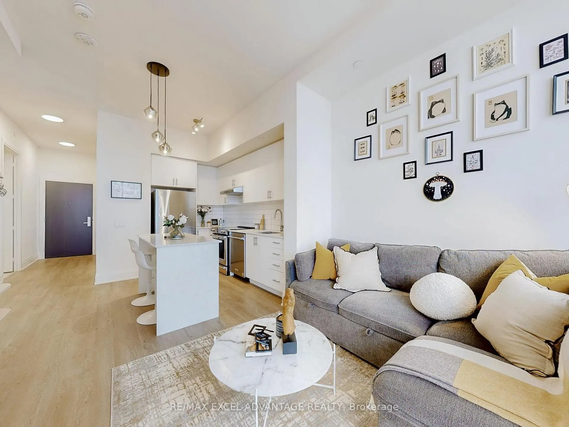 Photo 7 of Unit 710, 9000 Jane Street, Vaughan, Vellore Village — HOMEH