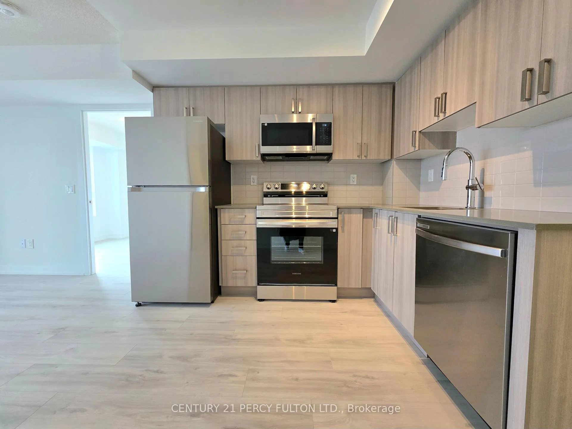 Photo 2 of Unit 1308, 1435 Celebration Drive, Pickering, Bay Ridges — HOMEH