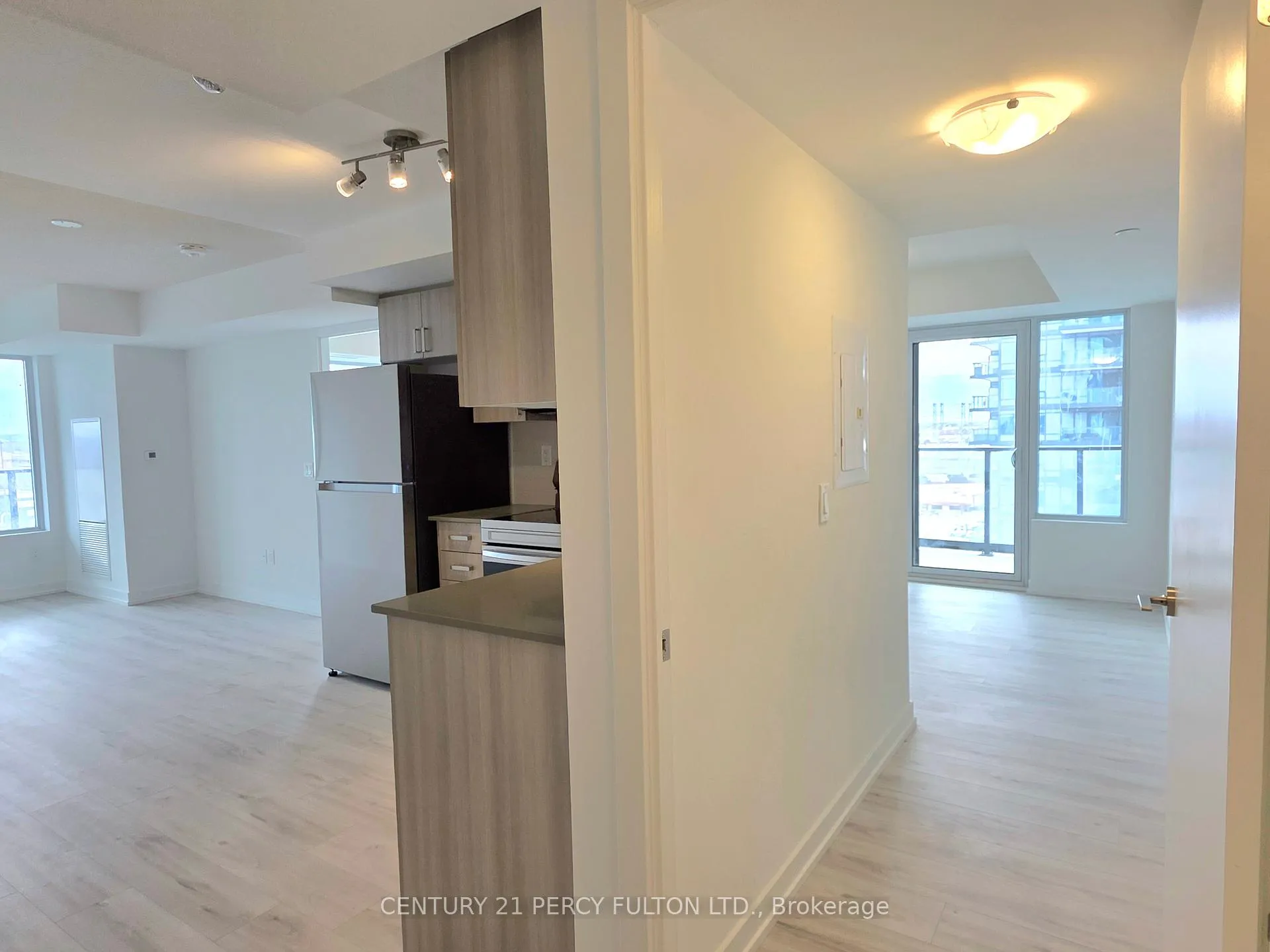 Photo 8 of Unit 1308, 1435 Celebration Drive, Pickering, Bay Ridges — HOMEH