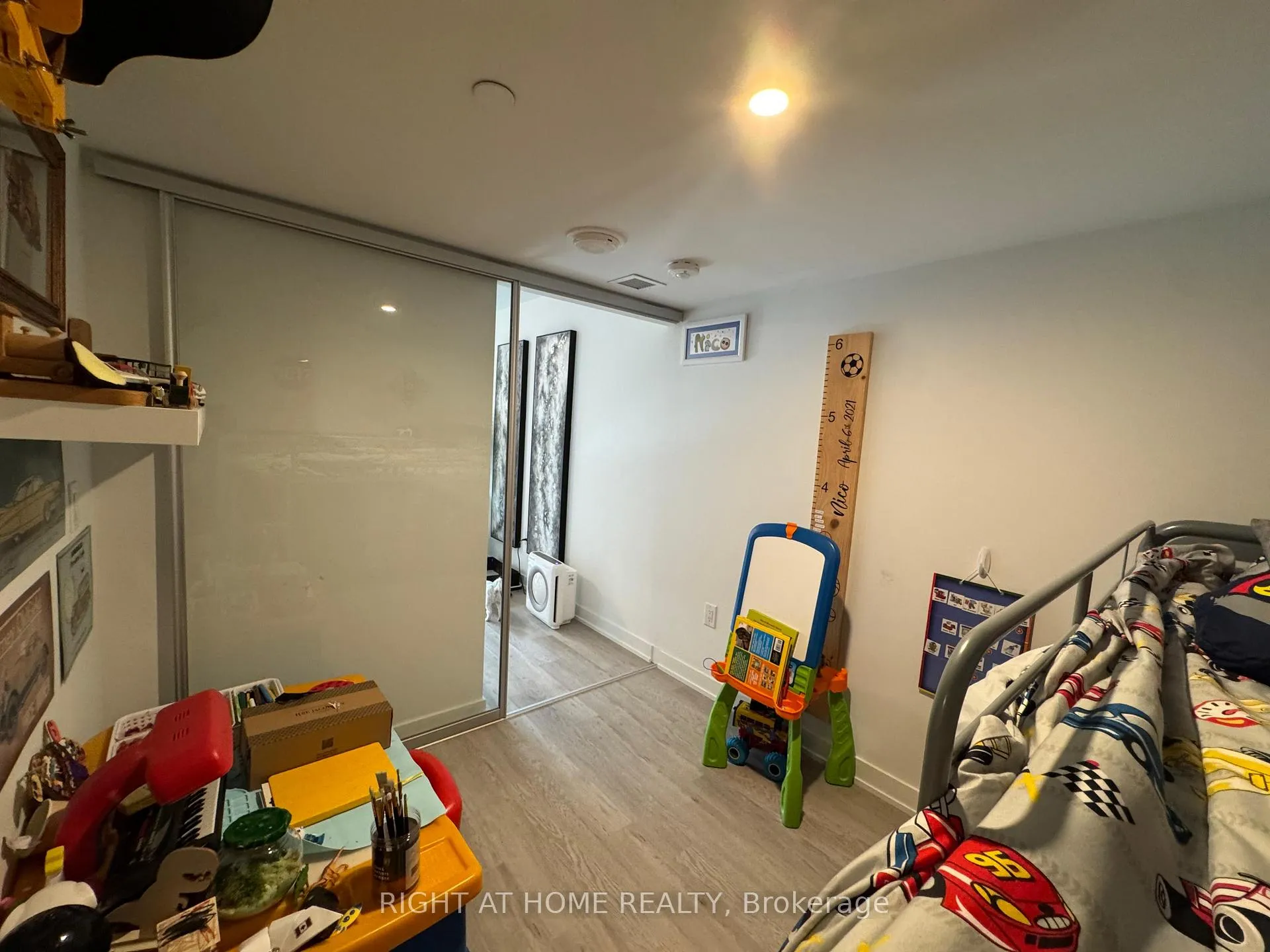 Photo 5 of Unit 320, 3 Starthgowan Avenue, Toronto, Lawrence Park South — HOMEH