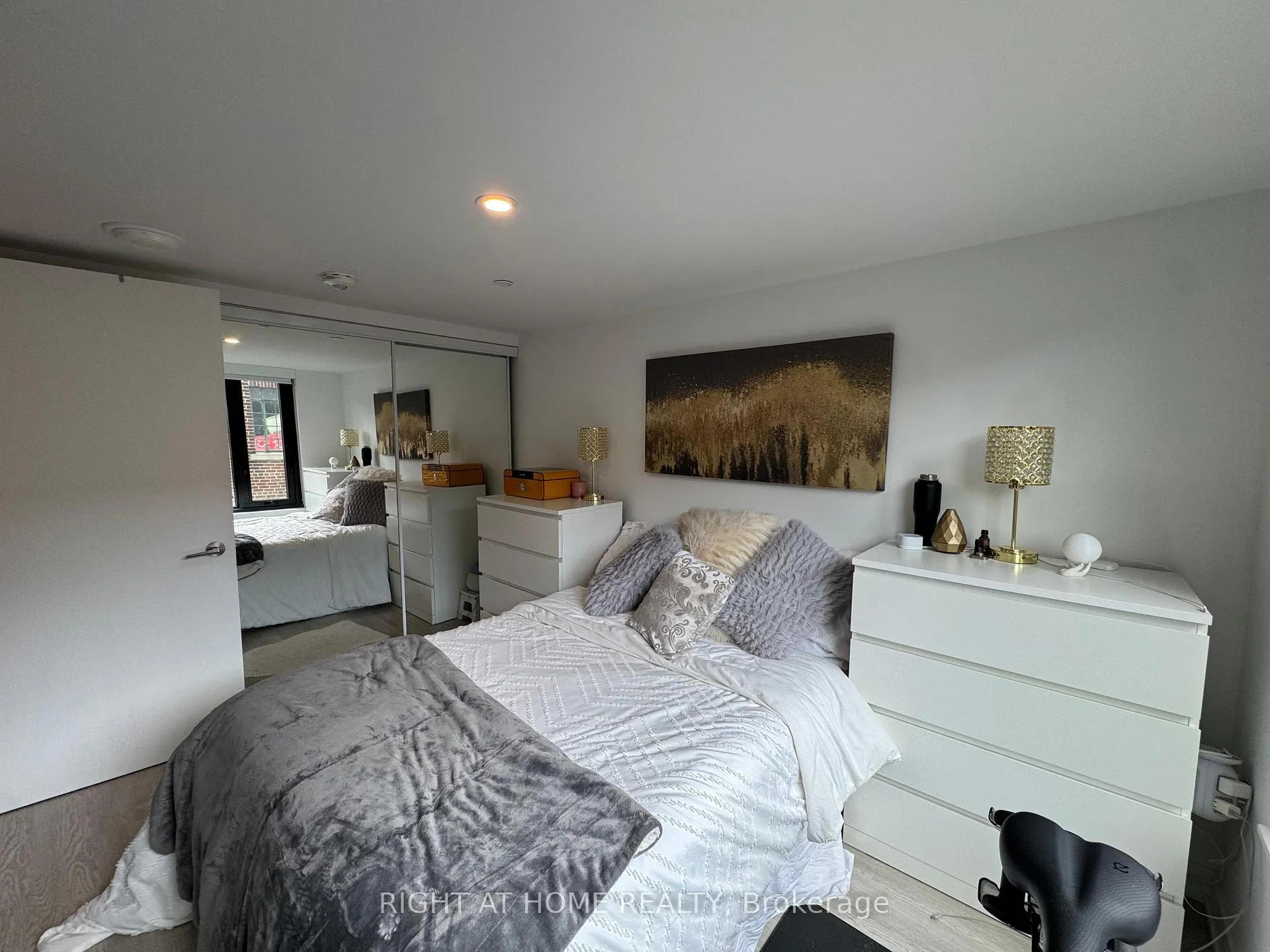 Photo 13 of Unit 320, 3 Starthgowan Avenue, Toronto, Lawrence Park South — HOMEH