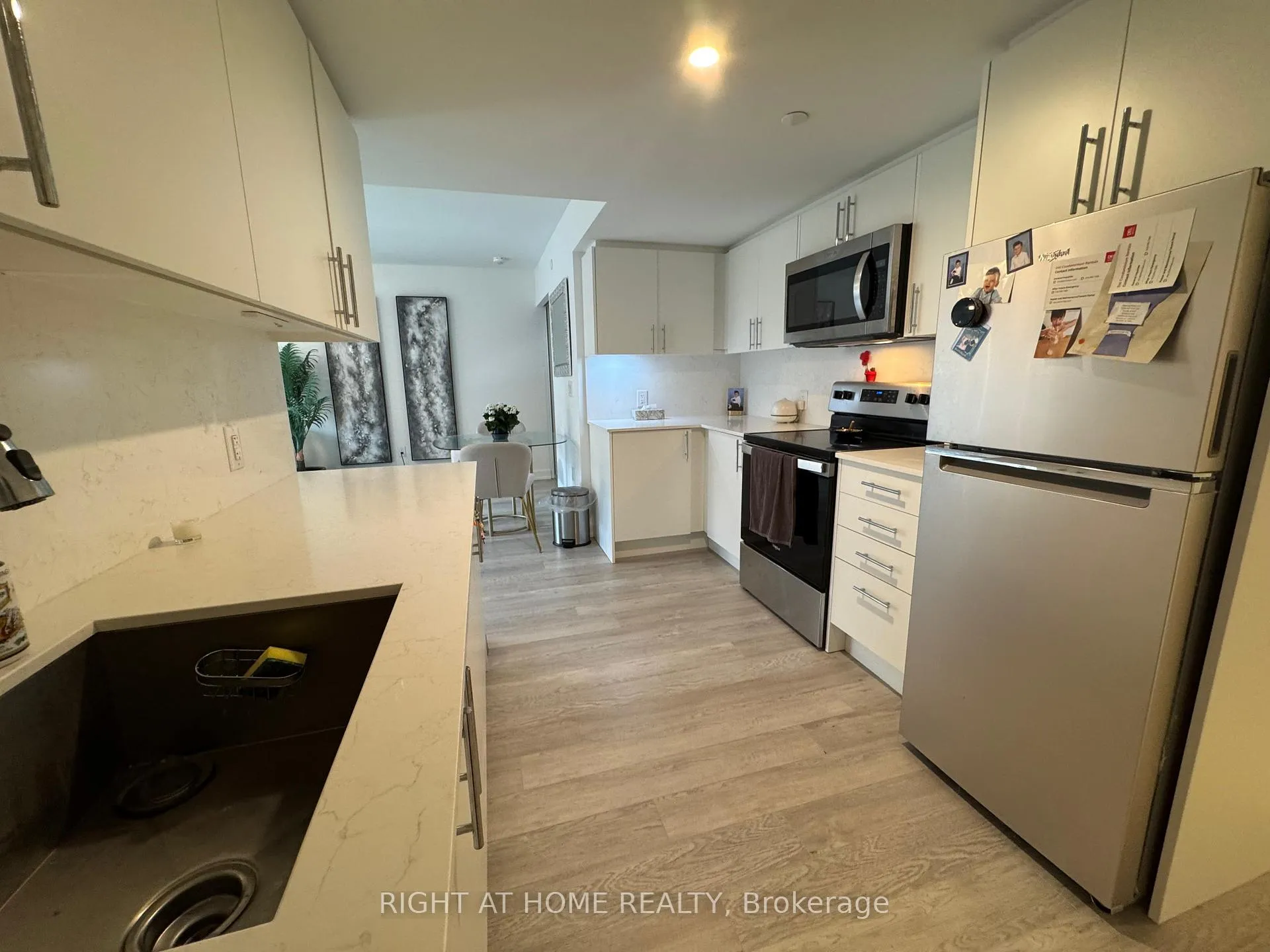 Photo 14 of Unit 320, 3 Starthgowan Avenue, Toronto, Lawrence Park South — HOMEH