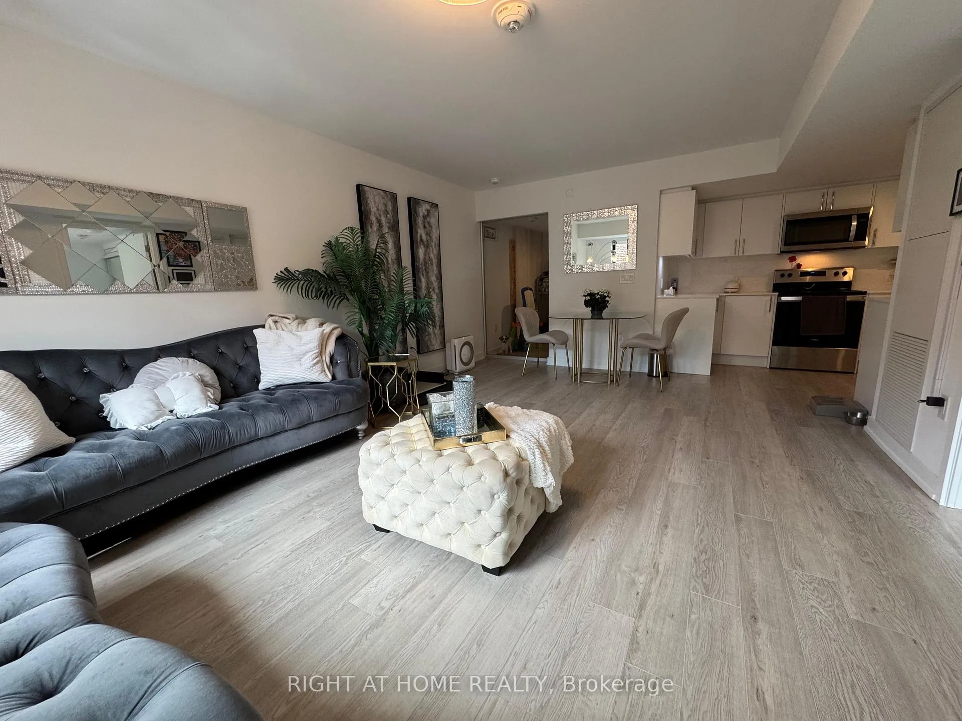Photo 20 of Unit 320, 3 Starthgowan Avenue, Toronto, Lawrence Park South — HOMEH
