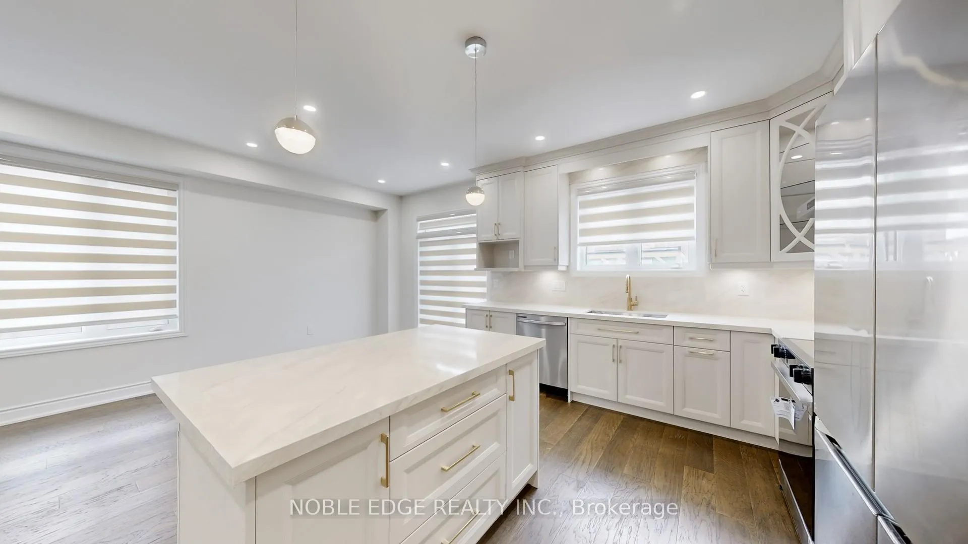 Photo 11 of 49 True Blue Crescent, Caledon, Bolton East — HOMEH