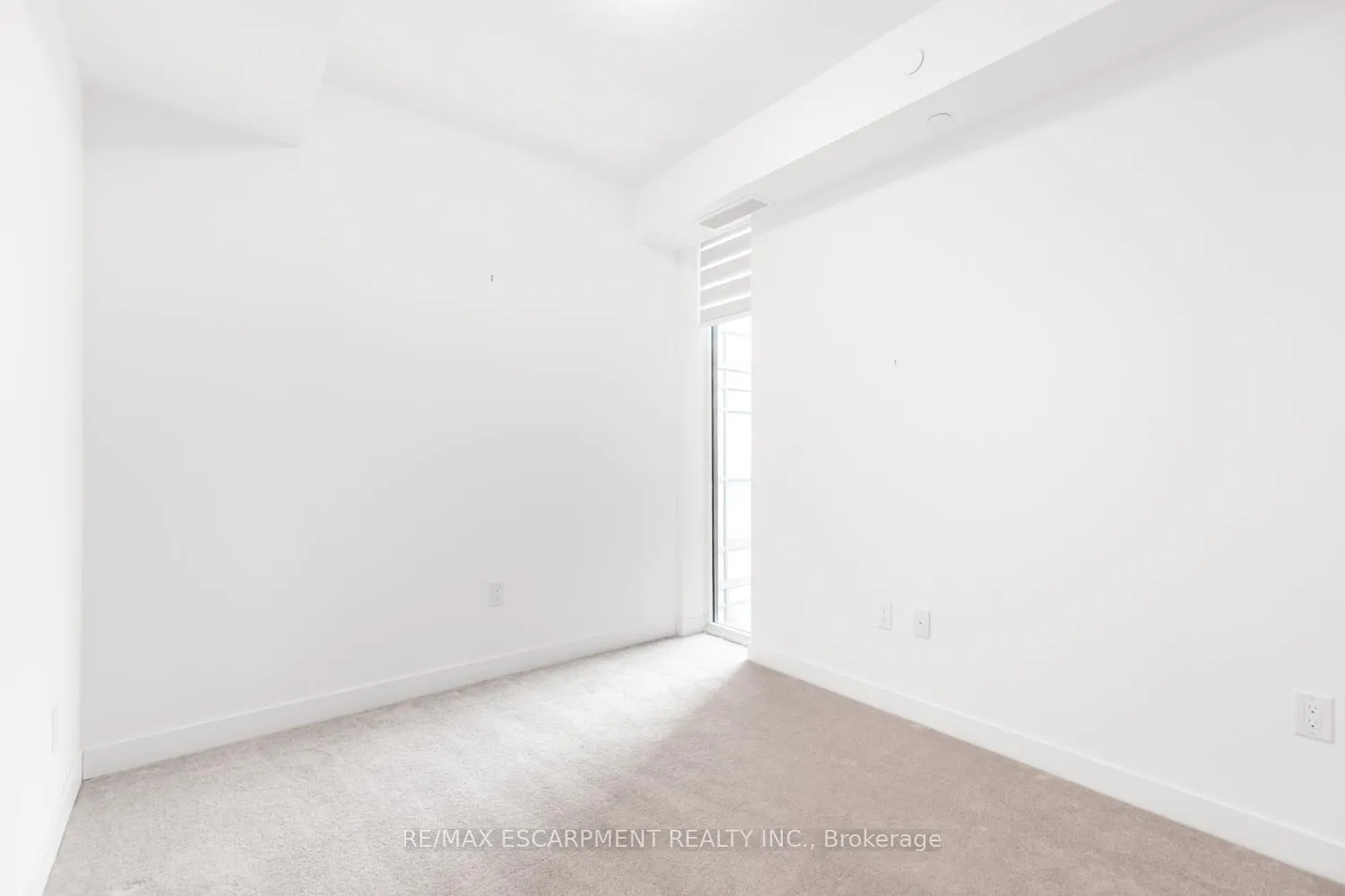 Photo 9 of Unit 407, 450 Dundas Street, Hamilton, Waterdown — HOMEH
