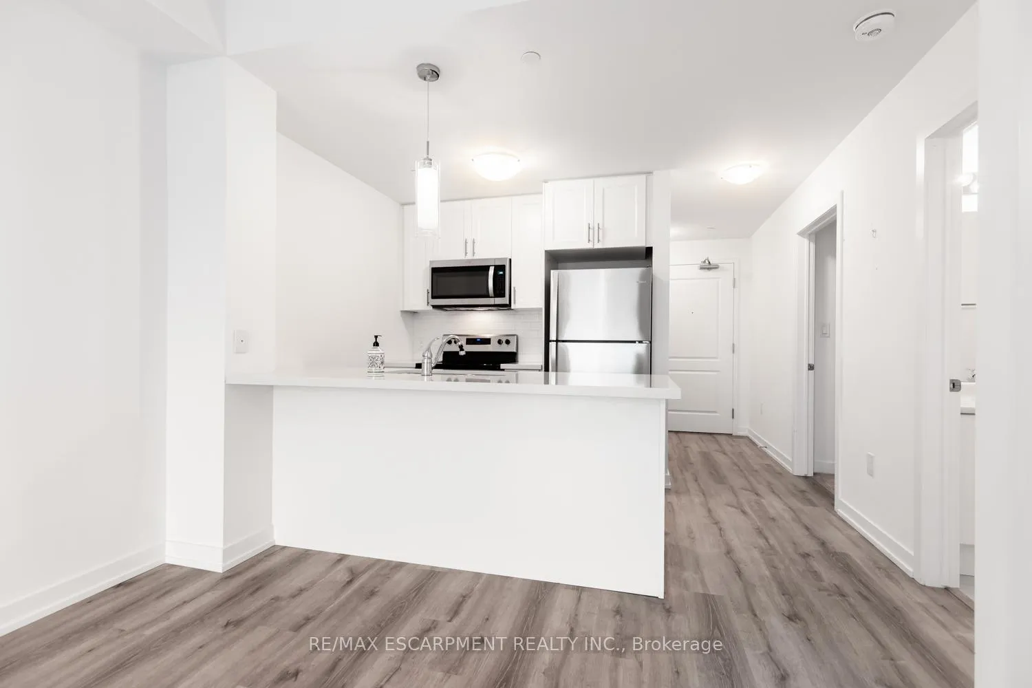 Photo 11 of Unit 407, 450 Dundas Street, Hamilton, Waterdown — HOMEH