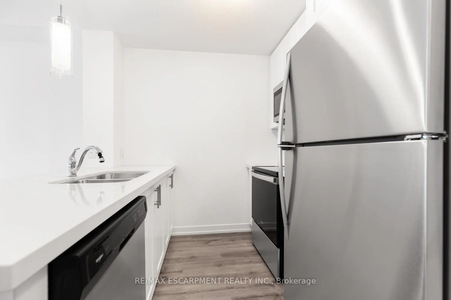 Photo 13 of Unit 407, 450 Dundas Street, Hamilton, Waterdown — HOMEH