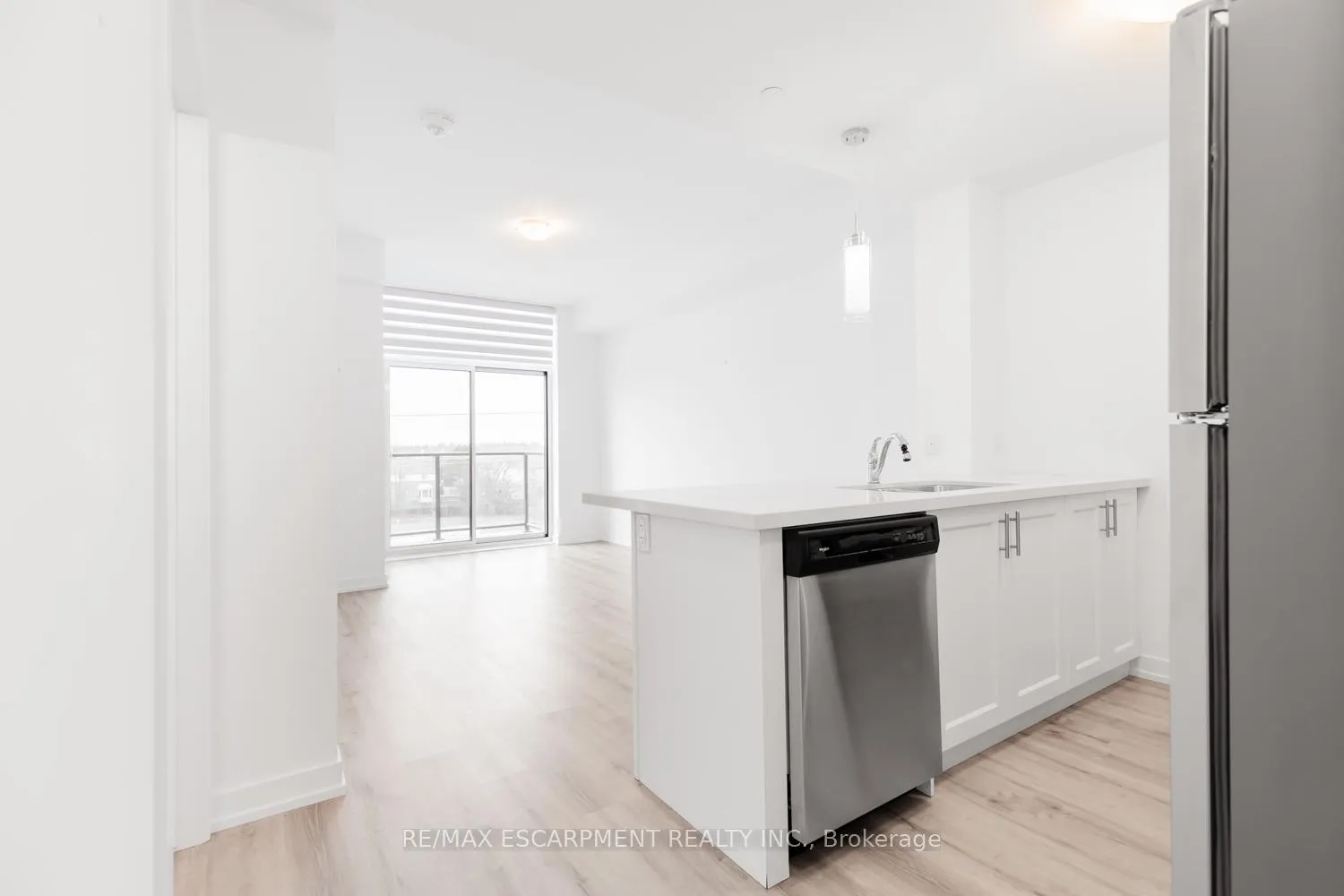 Photo 15 of Unit 407, 450 Dundas Street, Hamilton, Waterdown — HOMEH