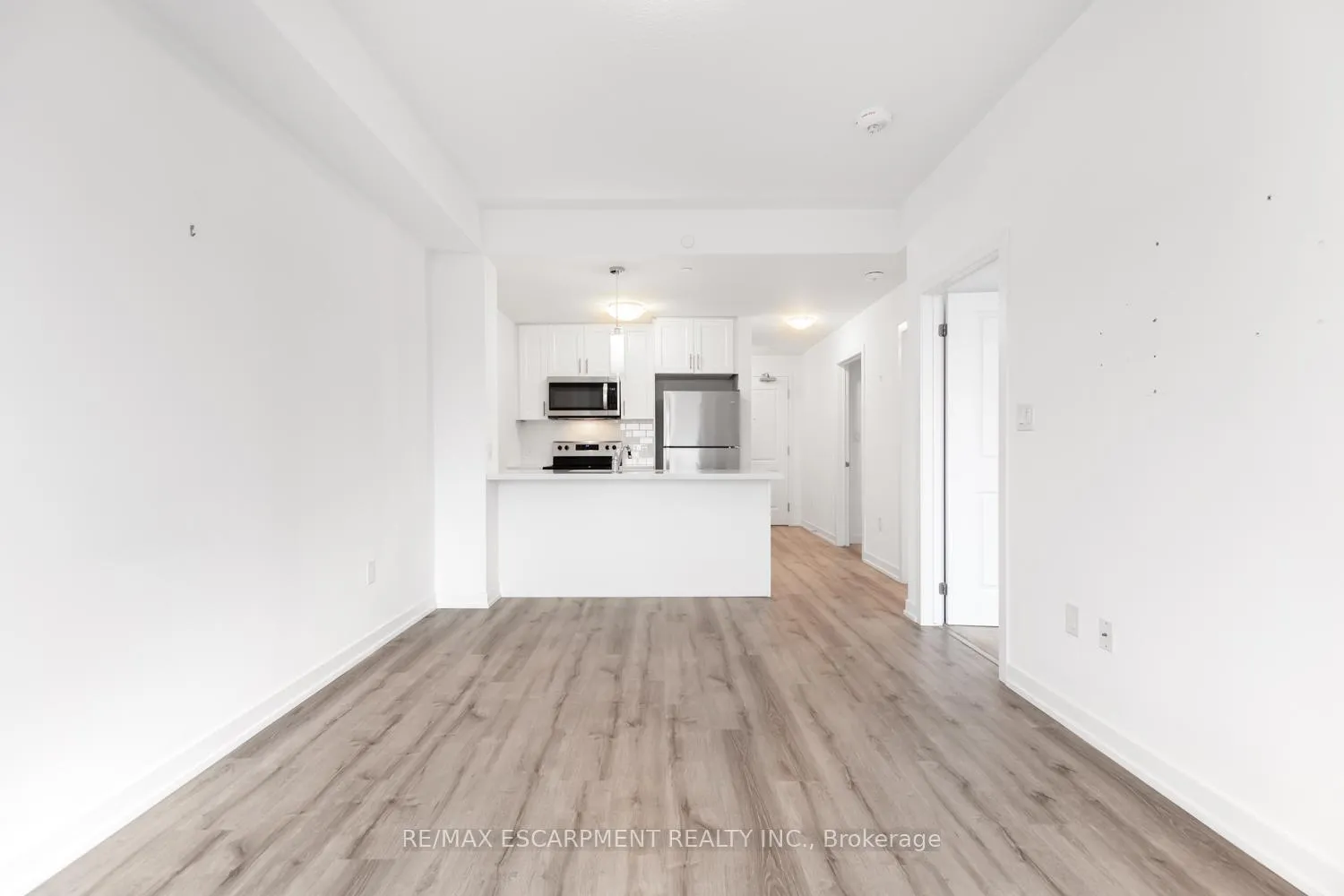 Photo 16 of Unit 407, 450 Dundas Street, Hamilton, Waterdown — HOMEH