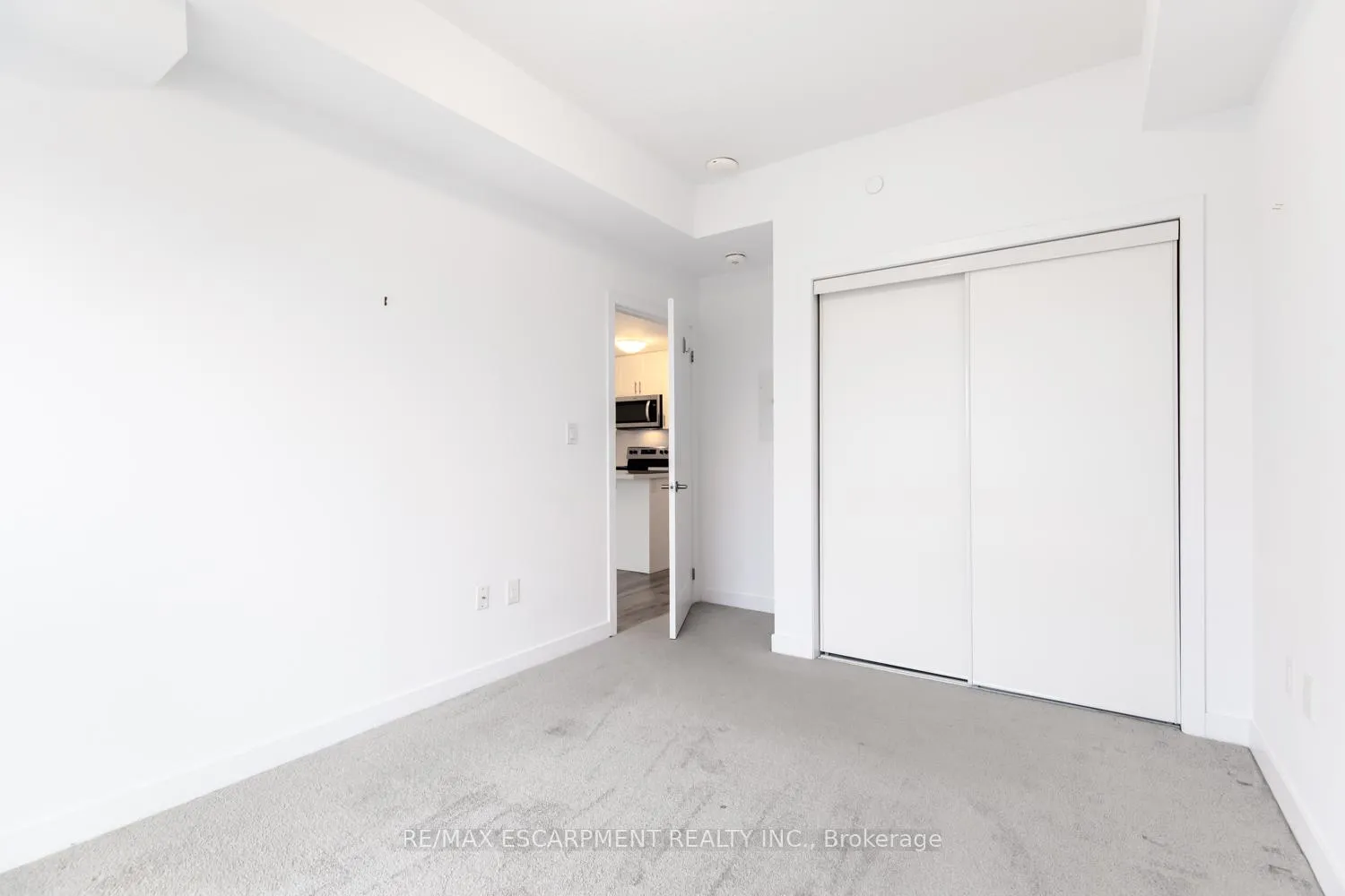 Photo 24 of Unit 407, 450 Dundas Street, Hamilton, Waterdown — HOMEH