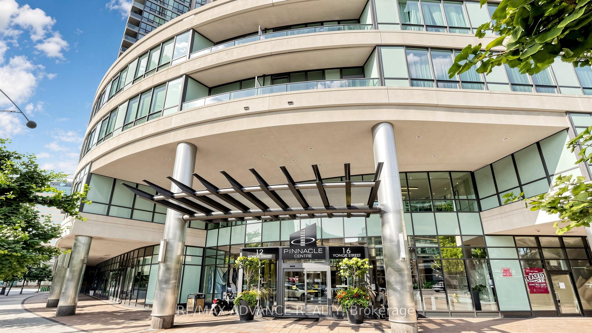 Photo 4 of Unit 1805, 12 Yonge Street, Toronto, Waterfront Communities — HOMEH